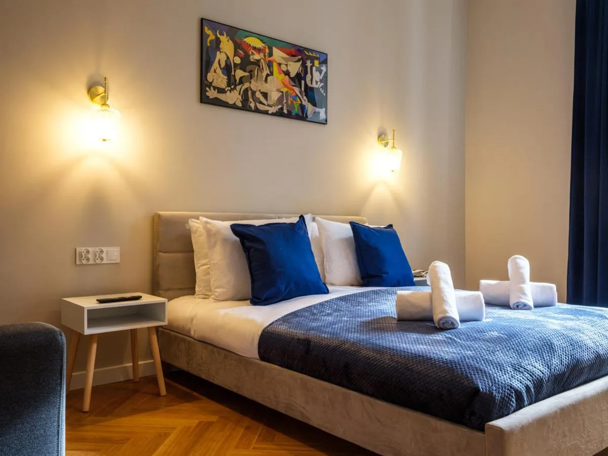 Bed in Tyzenhauz Suites Topolowa