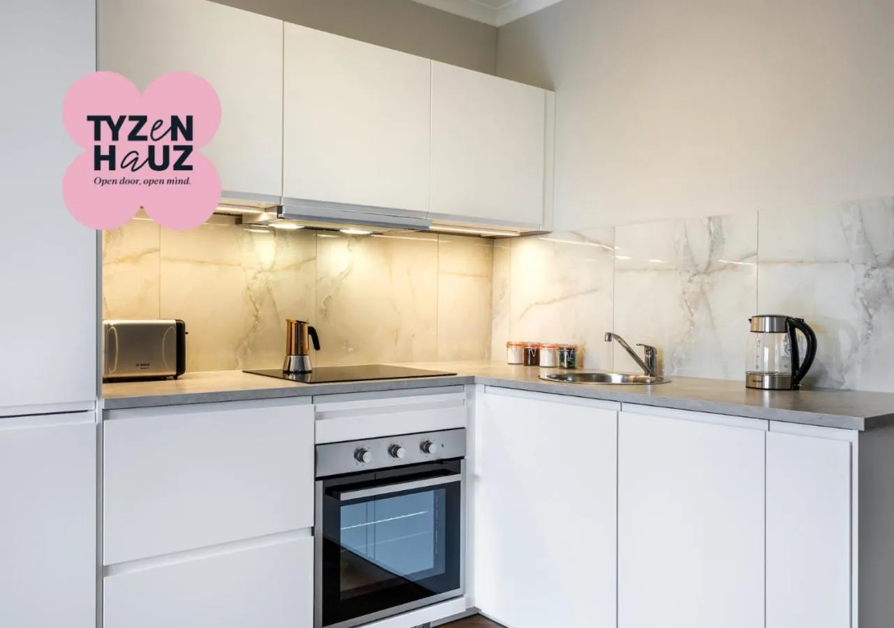 Coffee/tea facilities in Tyzenhauz Suites Topolowa