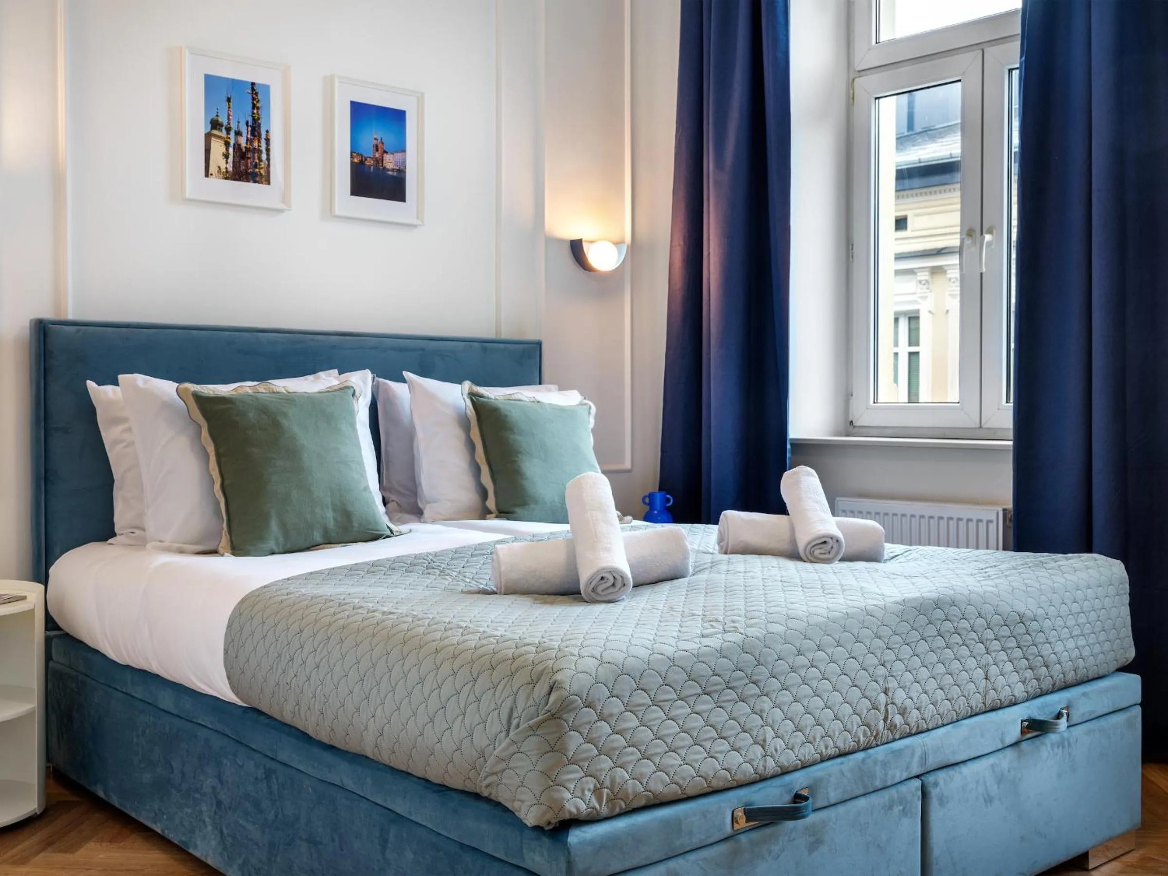 Bed in Tyzenhauz Suites Topolowa