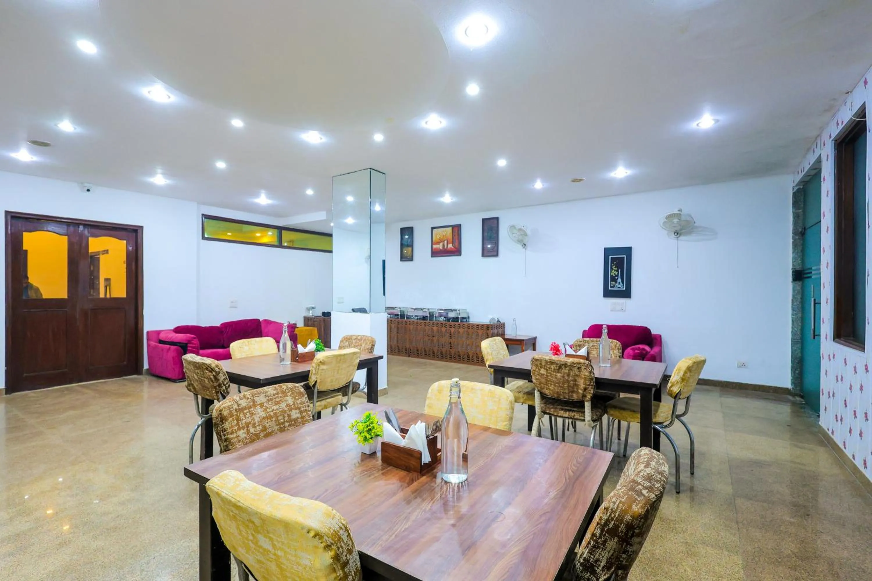 Restaurant/places to eat in Nikko Blue - Boutique Hotel