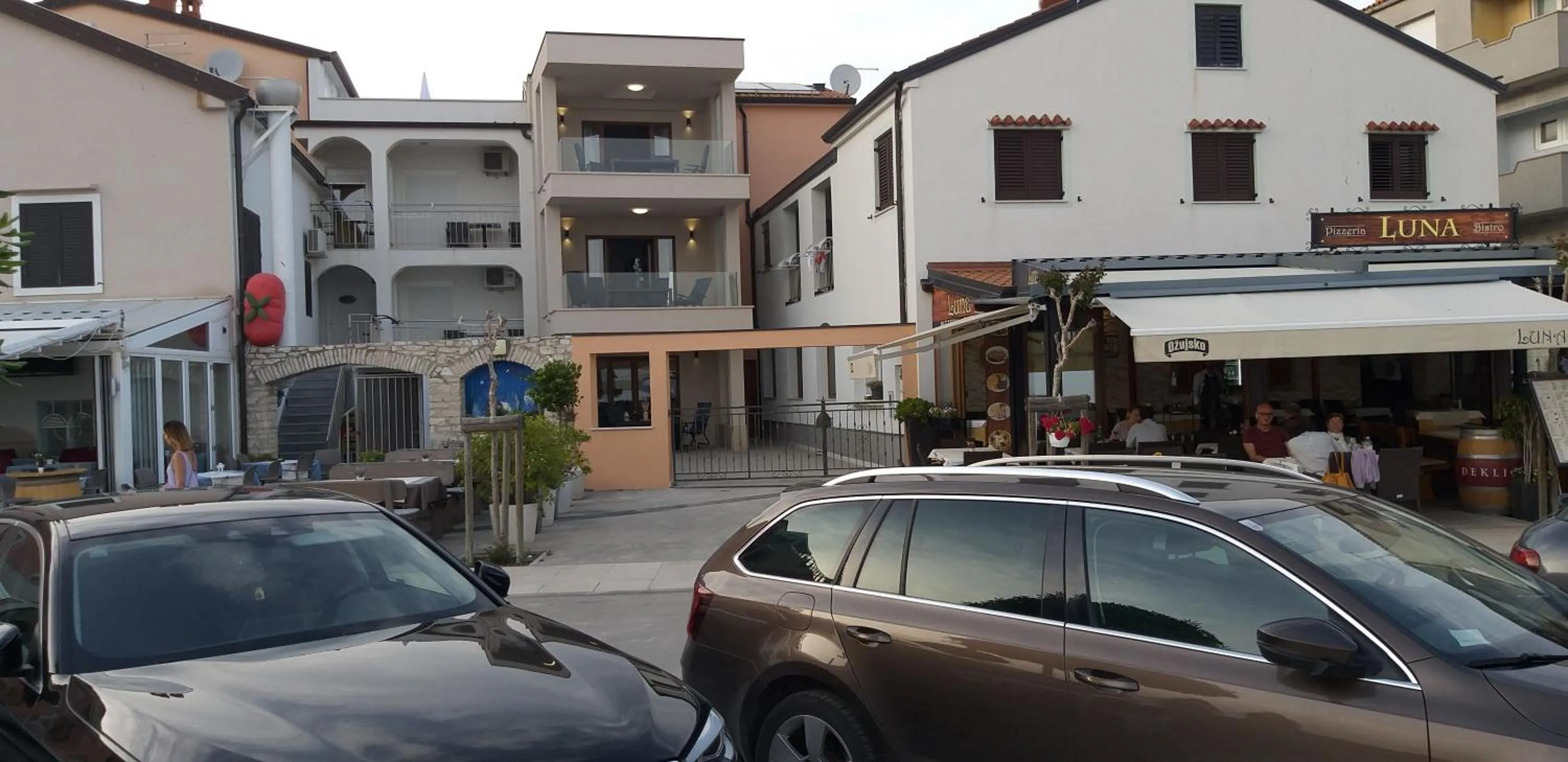 Sanja Apartments Rivarela