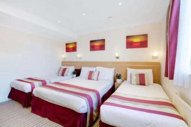 Standard Family Room in Queens Park Premier London Hyde Park