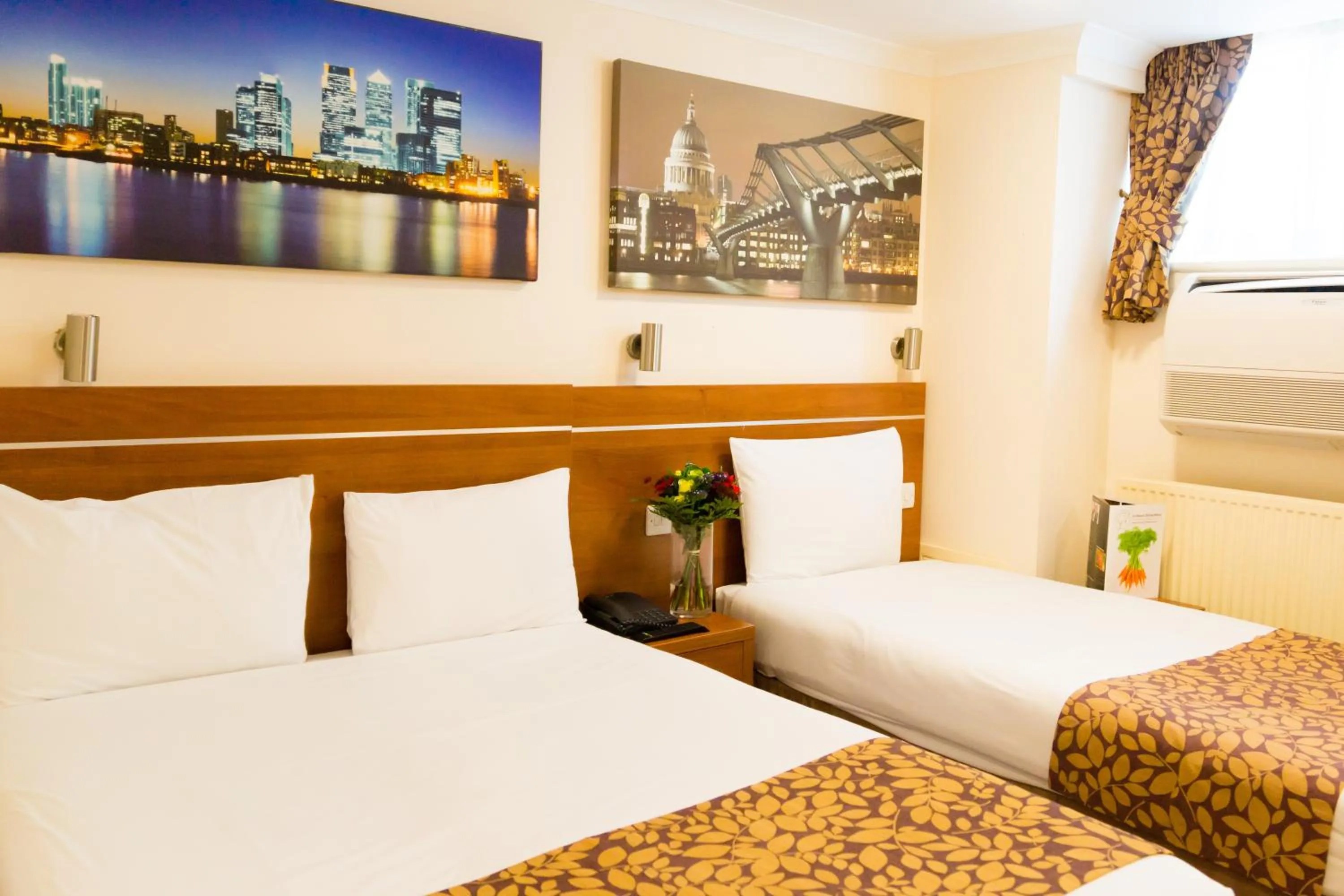 Bed in Queens Park Premier London Hyde Park