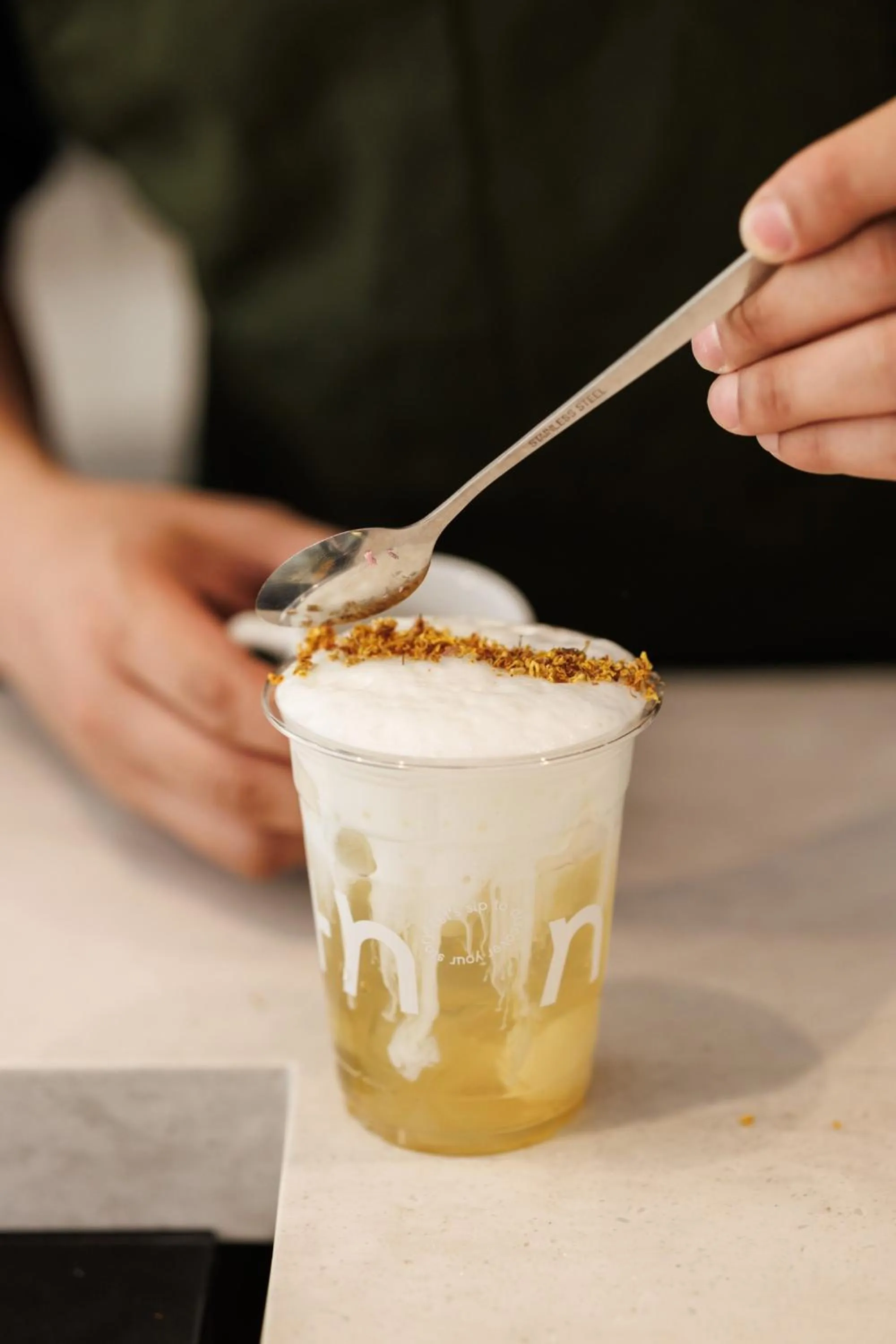 On-site shops in CORRIDOR 2407