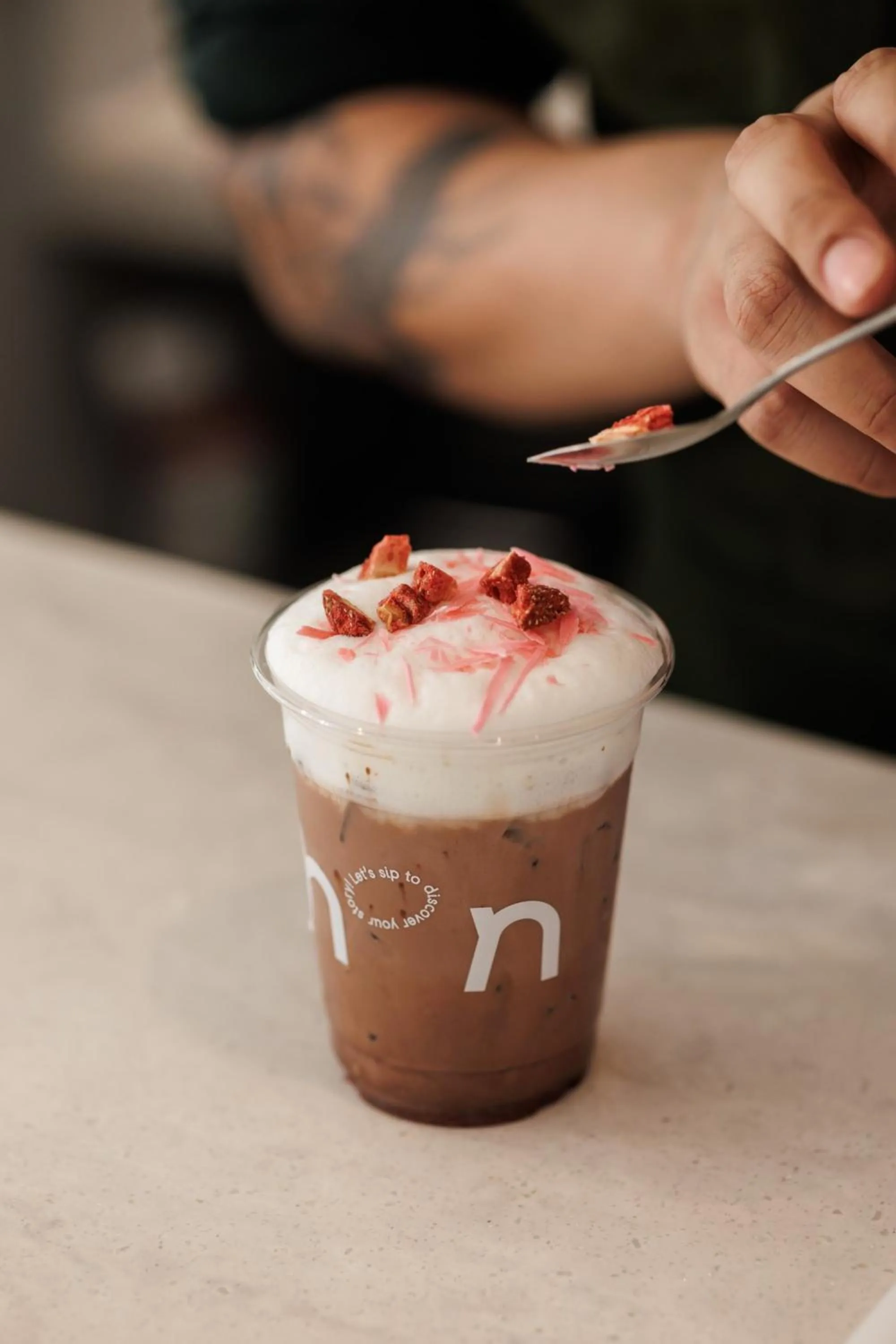 On-site shops in CORRIDOR 2407