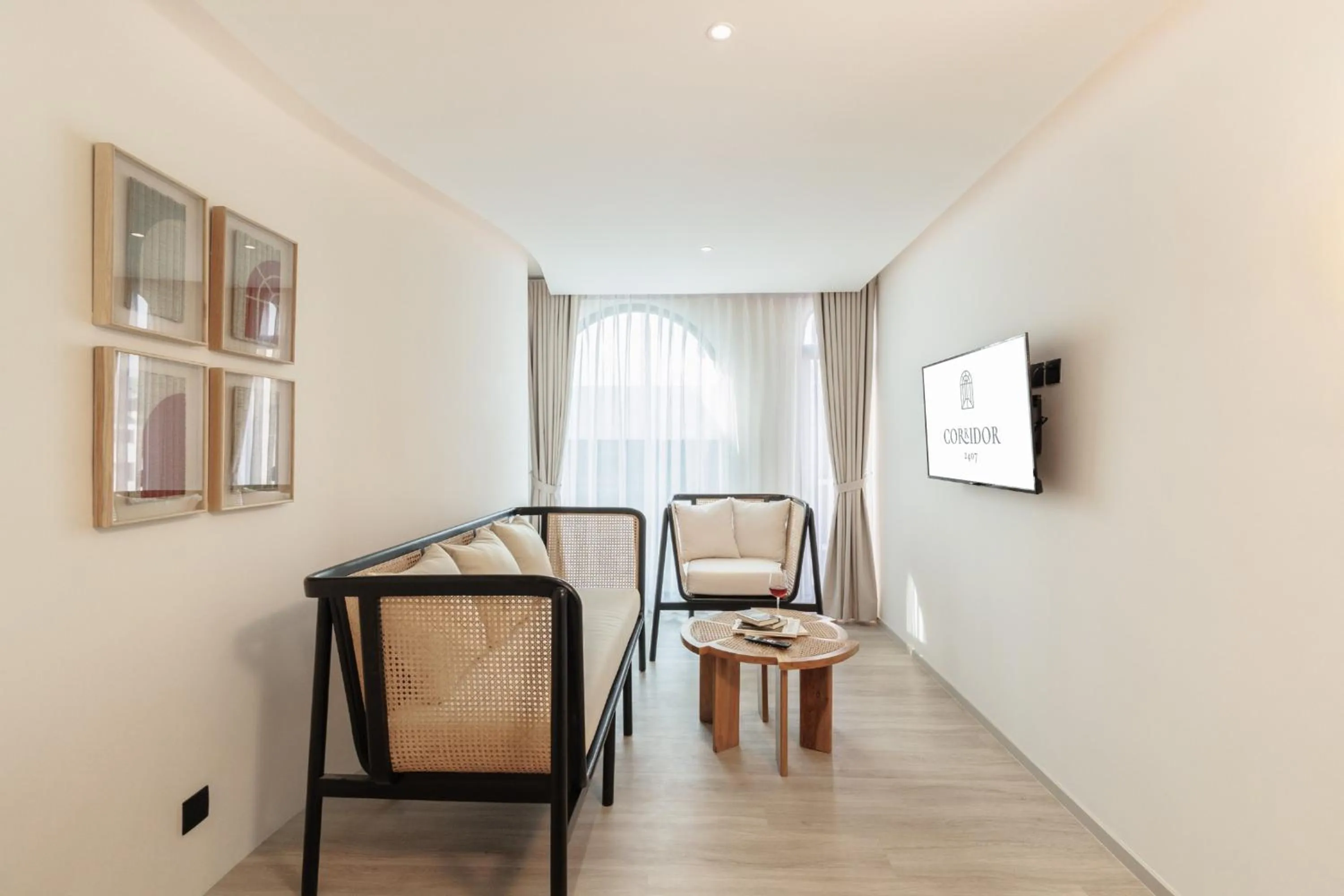 TV and multimedia in CORRIDOR 2407