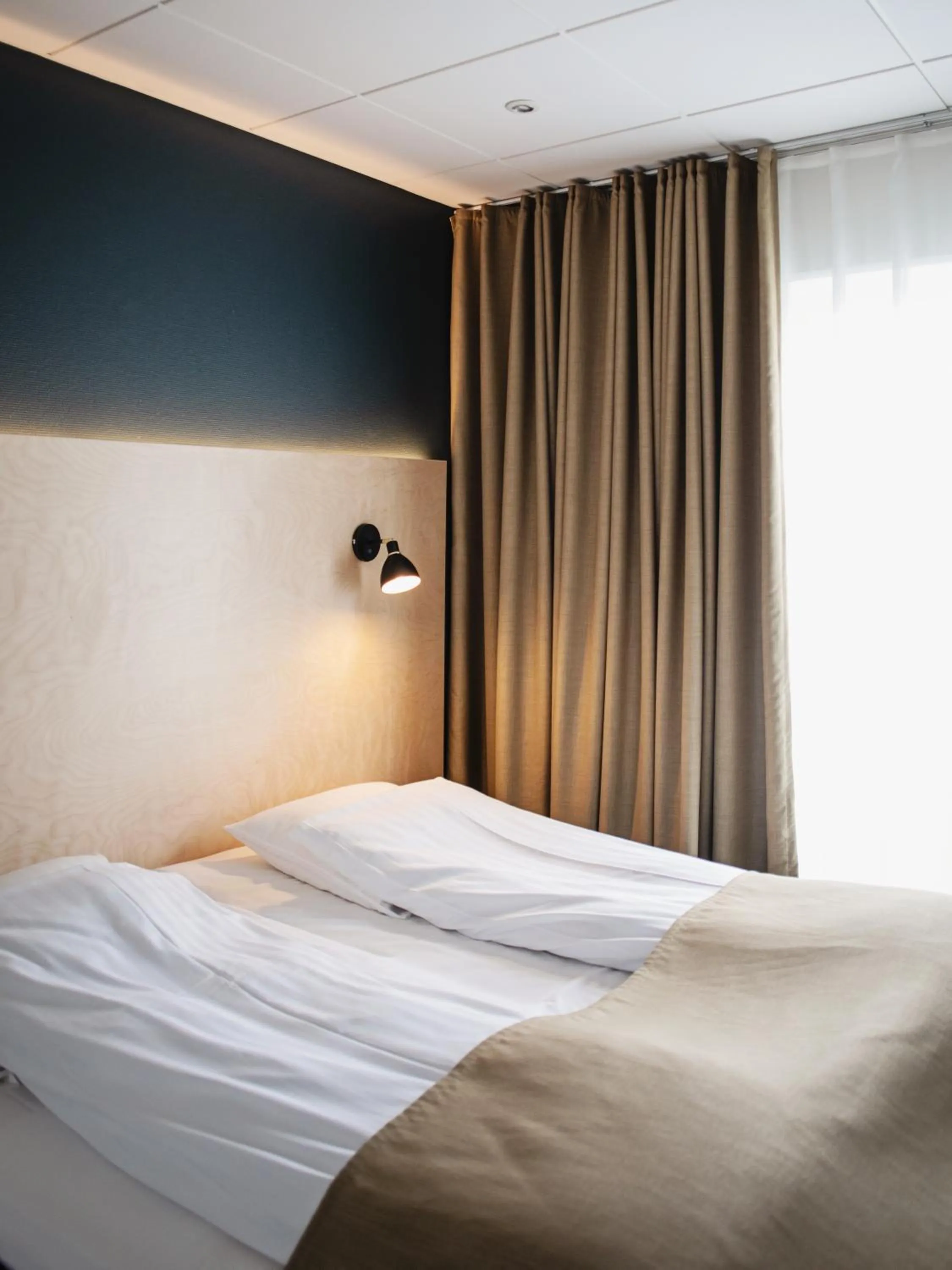 Bed in 62N Hotel - City Center