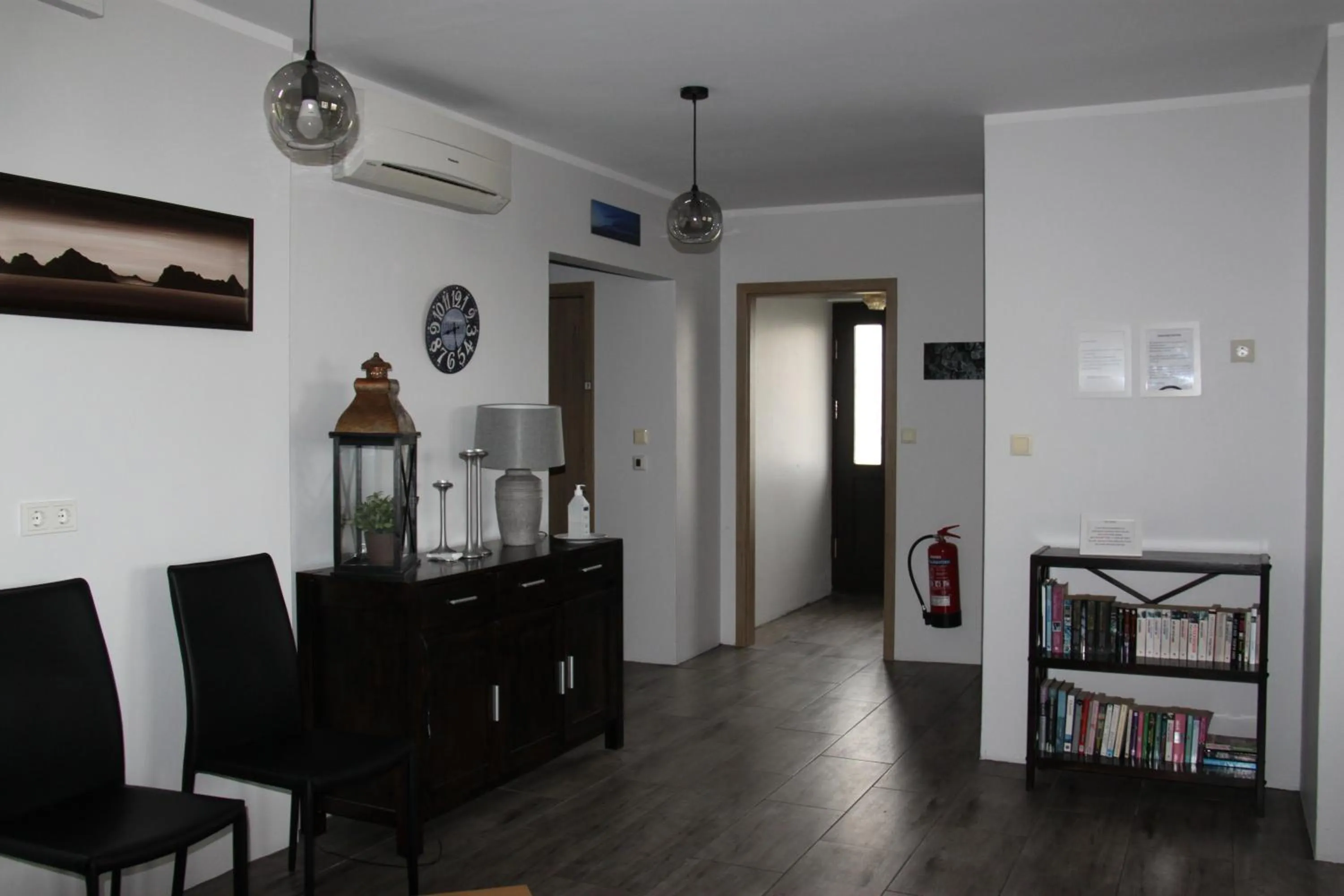 Communal lounge/ TV room in South Iceland Guesthouse