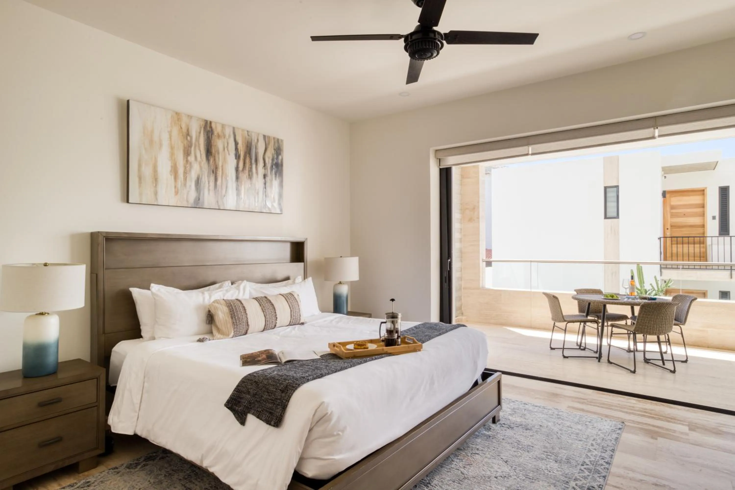 Photo of the whole room, Bed in Marella Cabo