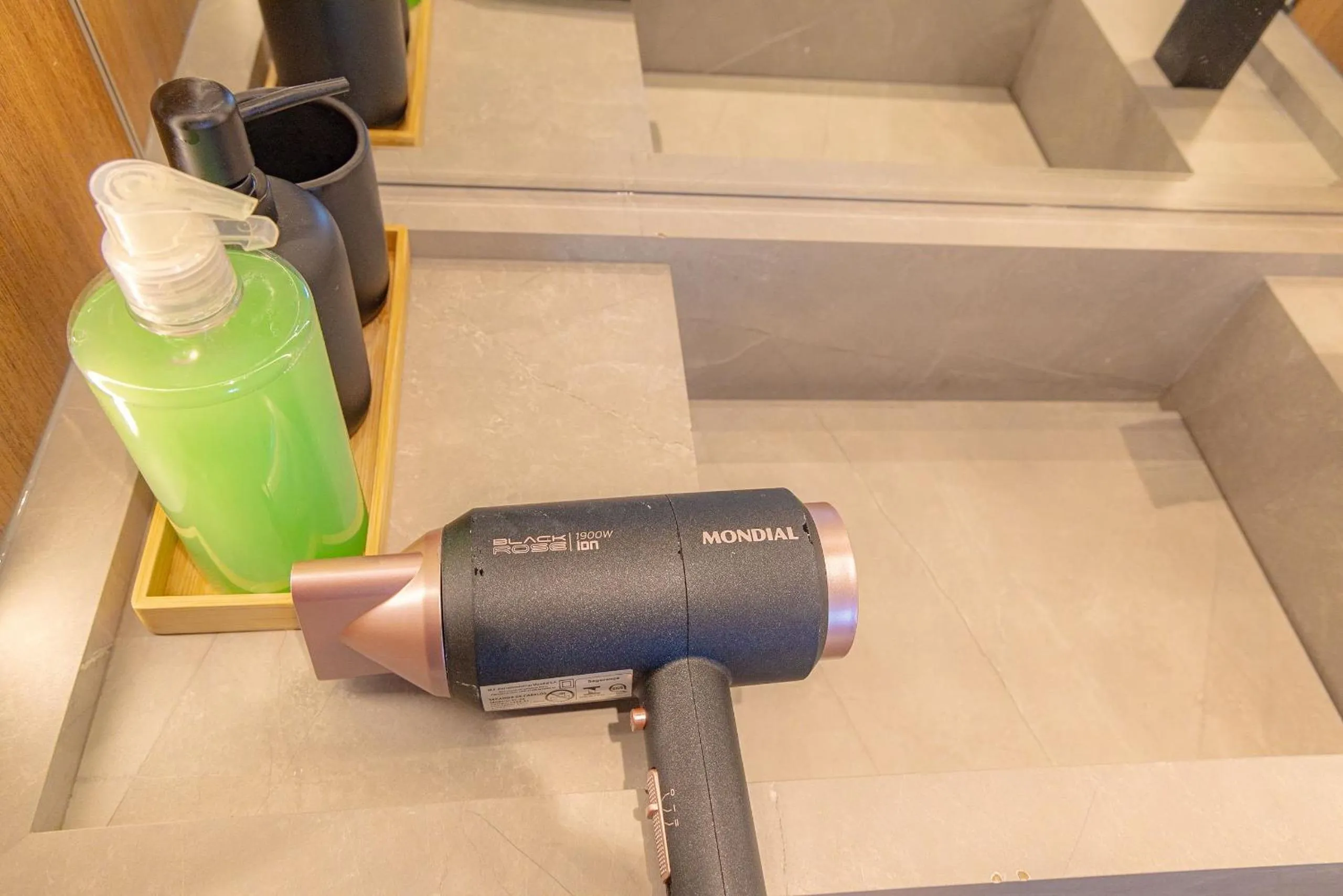 heating in Elegant Flat Internacional Plaza-Garagem e Piscina