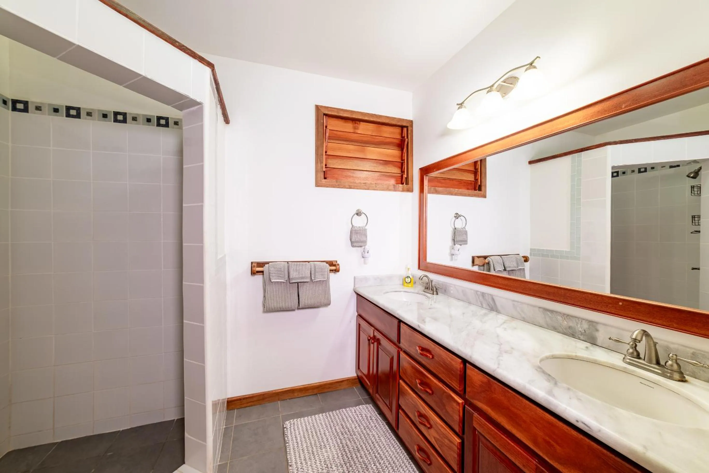 Bathroom in Cocolobo Resort