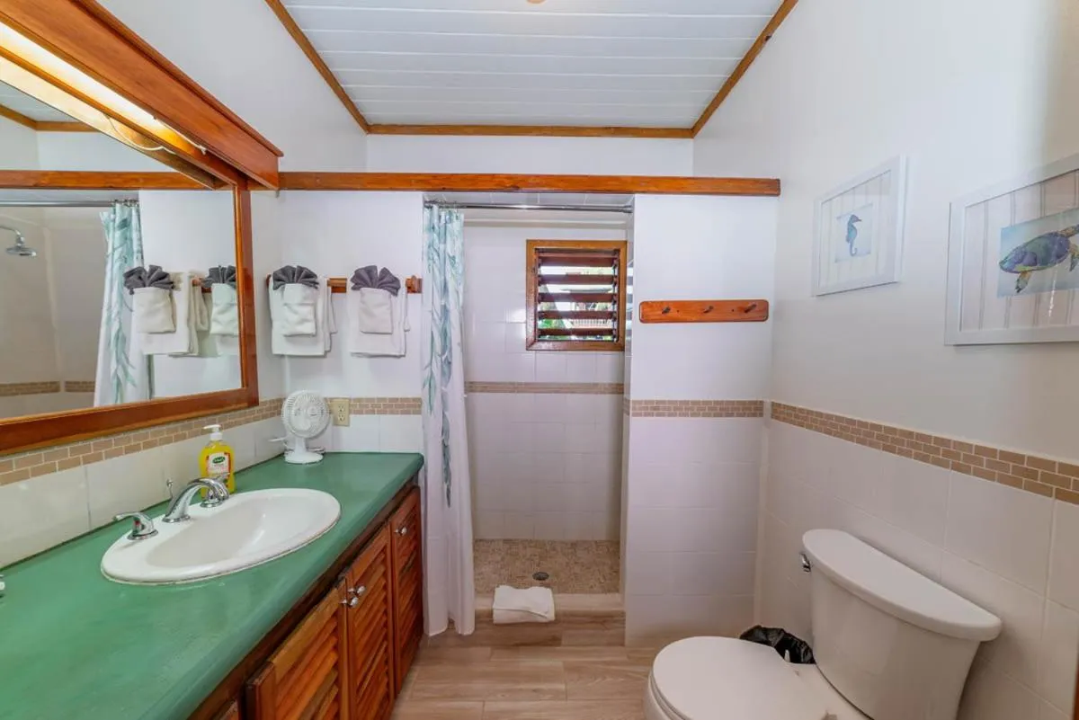 Shower in Cocolobo Resort