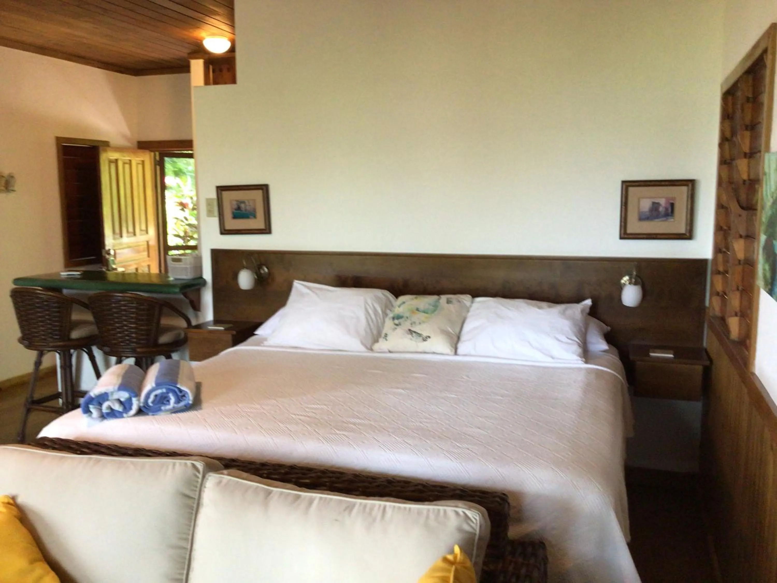 Bed in Cocolobo Resort