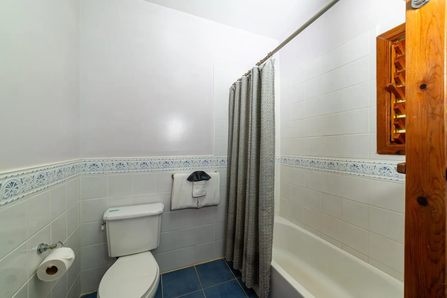 Bathroom in Cocolobo Resort