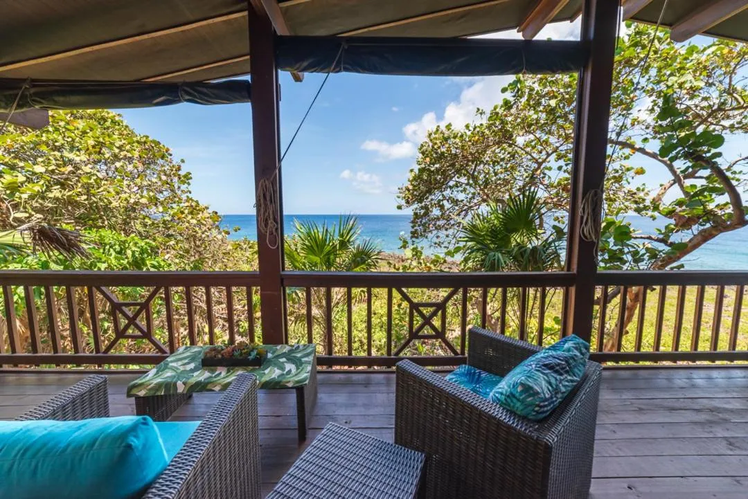 Seating area in Cocolobo Resort