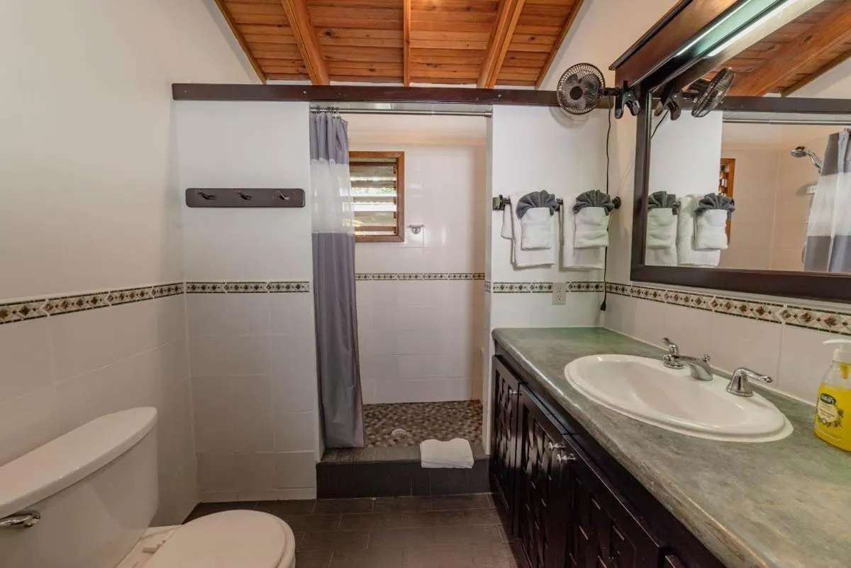 Shower in Cocolobo Resort