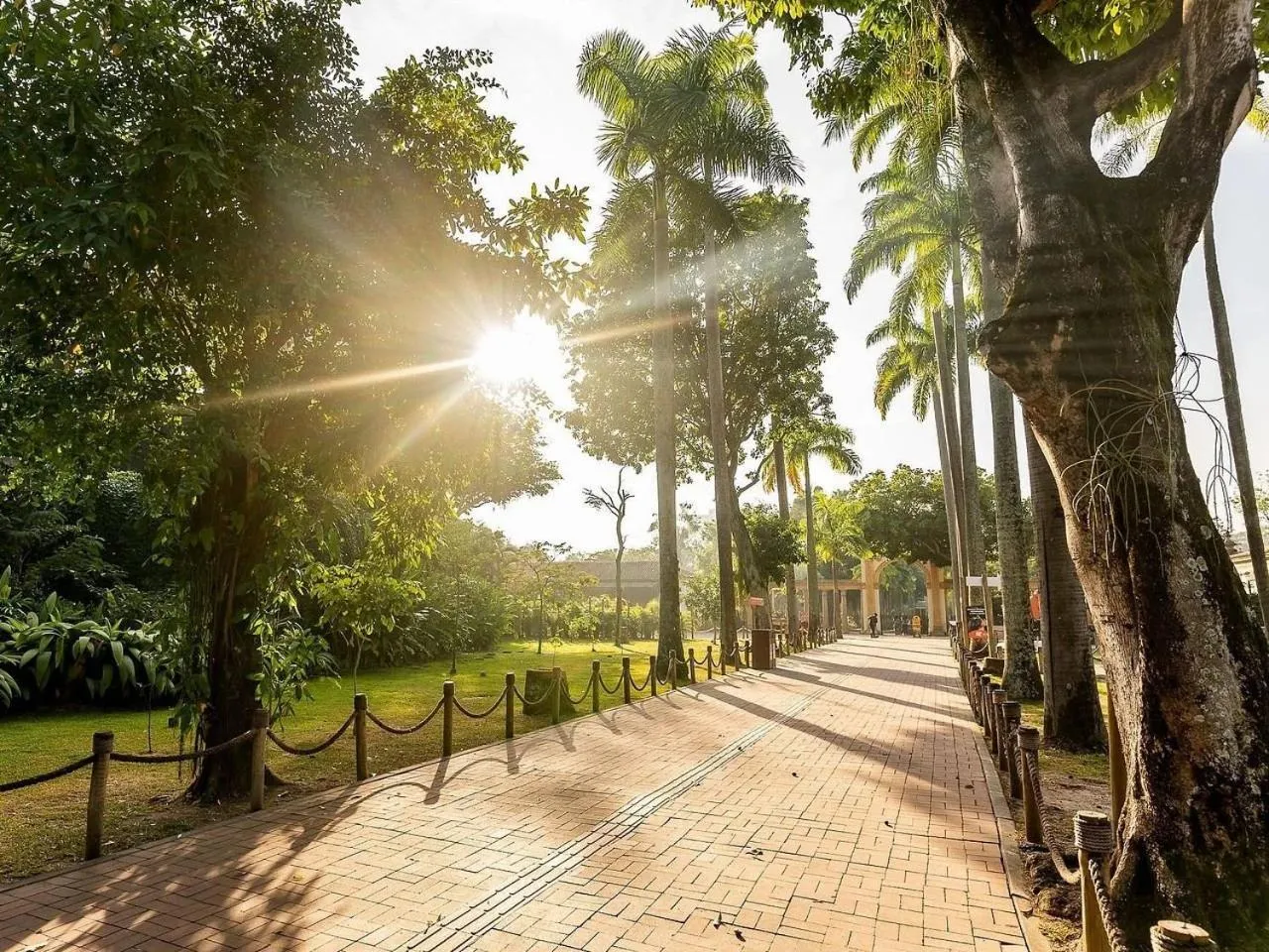 Off site in Must Leblon - pacote: 4 Hóspedes, Praia + 1 Ticket