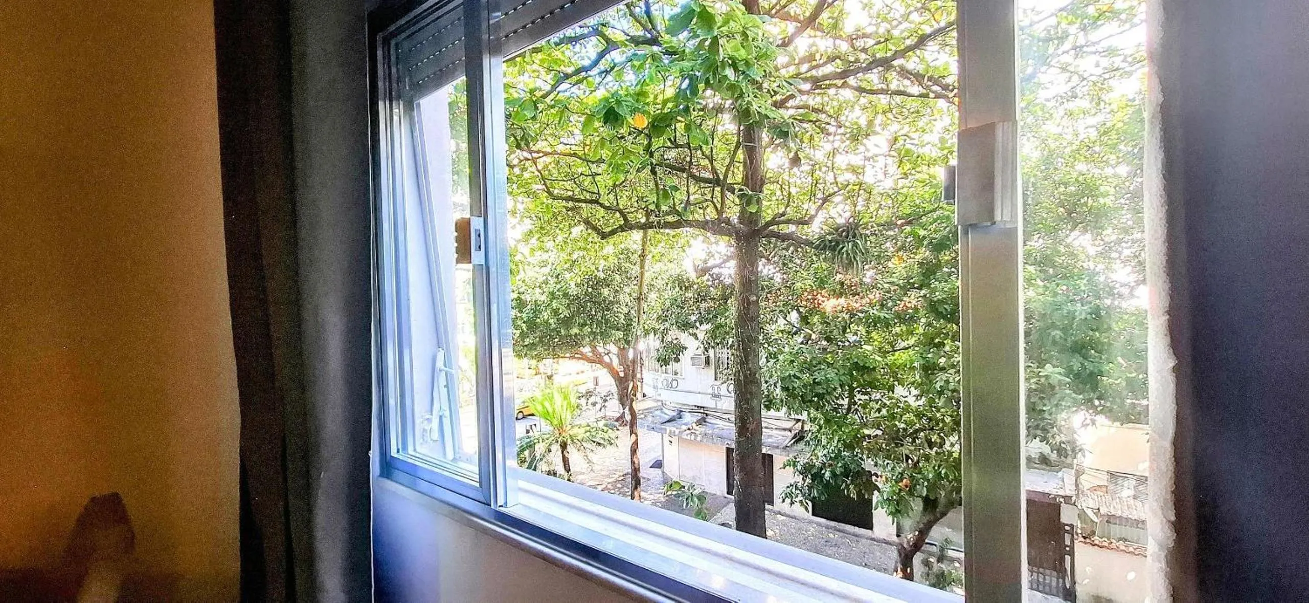 Street view in Must Leblon - pacote: 4 Hóspedes, Praia + 1 Ticket