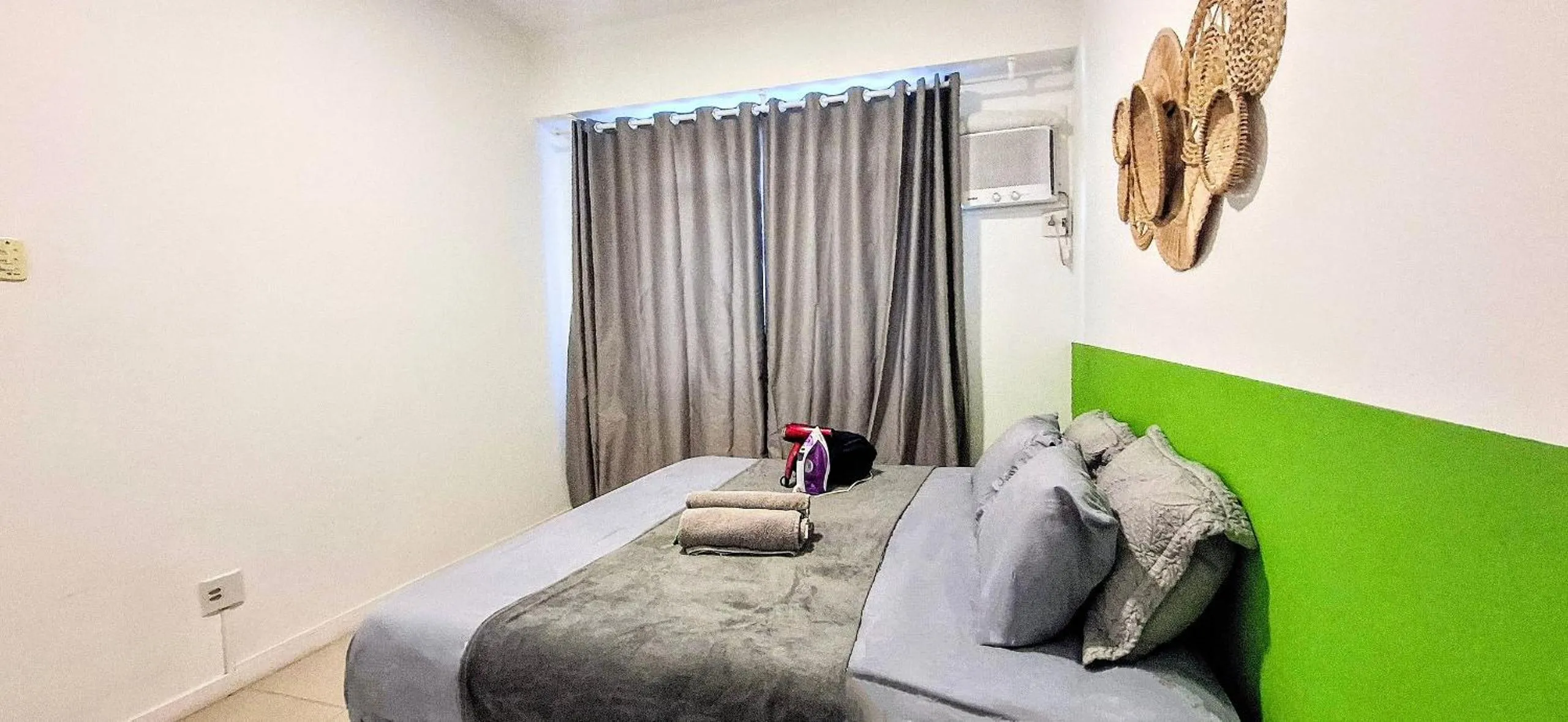 Bedroom in Must Leblon - pacote: 4 Hóspedes, Praia + 1 Ticket