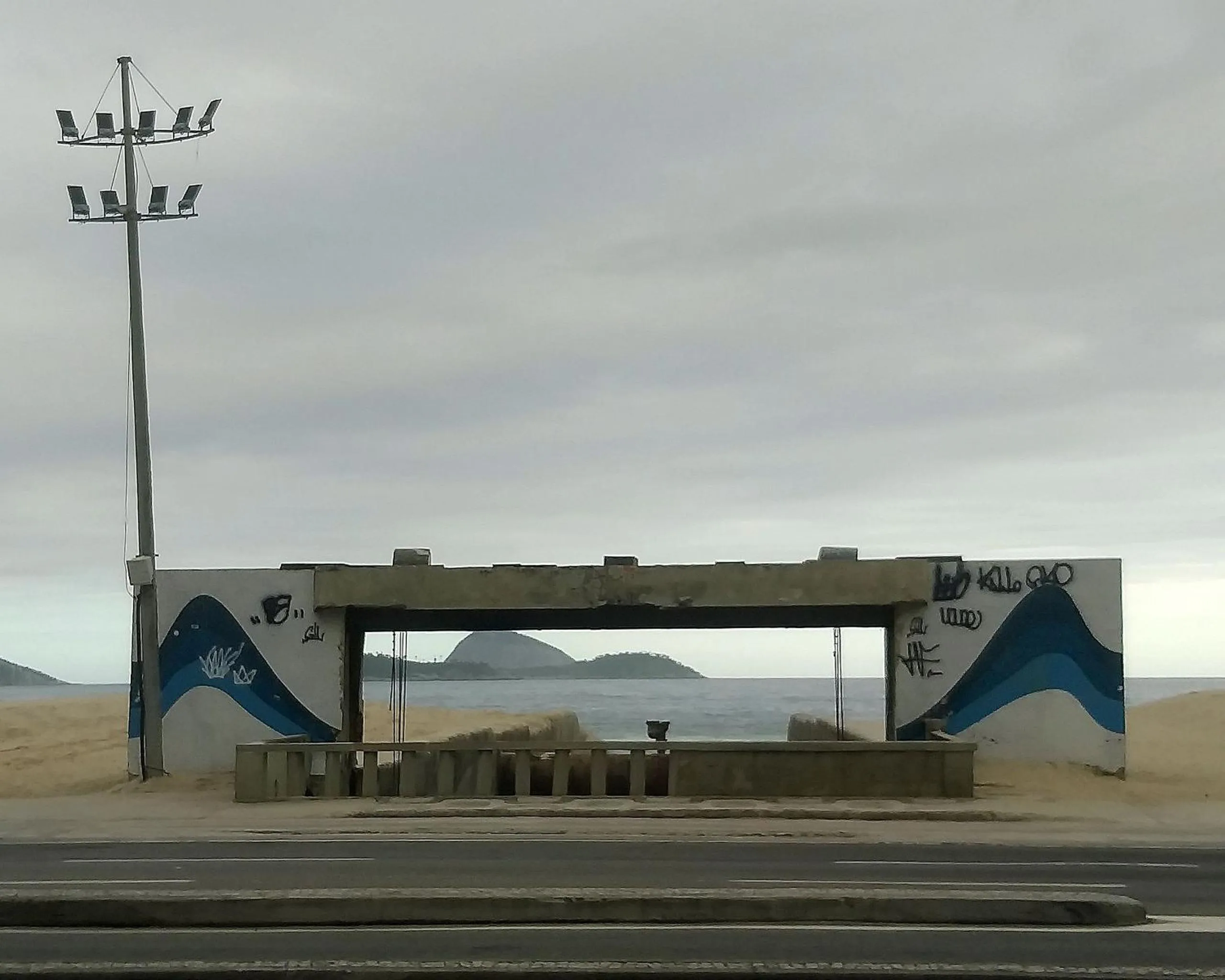 Off site in Must Leblon - pacote: 4 Hóspedes, Praia + 1 Ticket