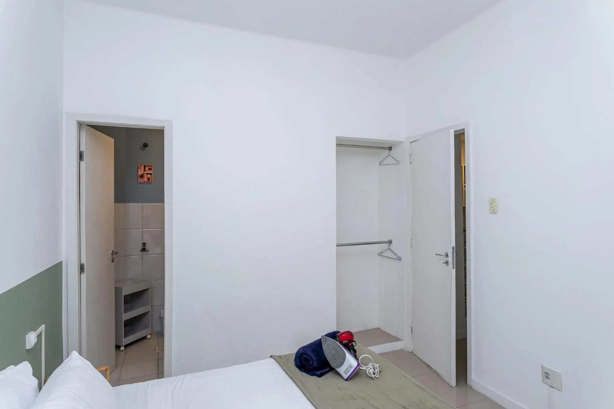 Bedroom in Must Leblon - pacote: 4 Hóspedes, Praia + 1 Ticket