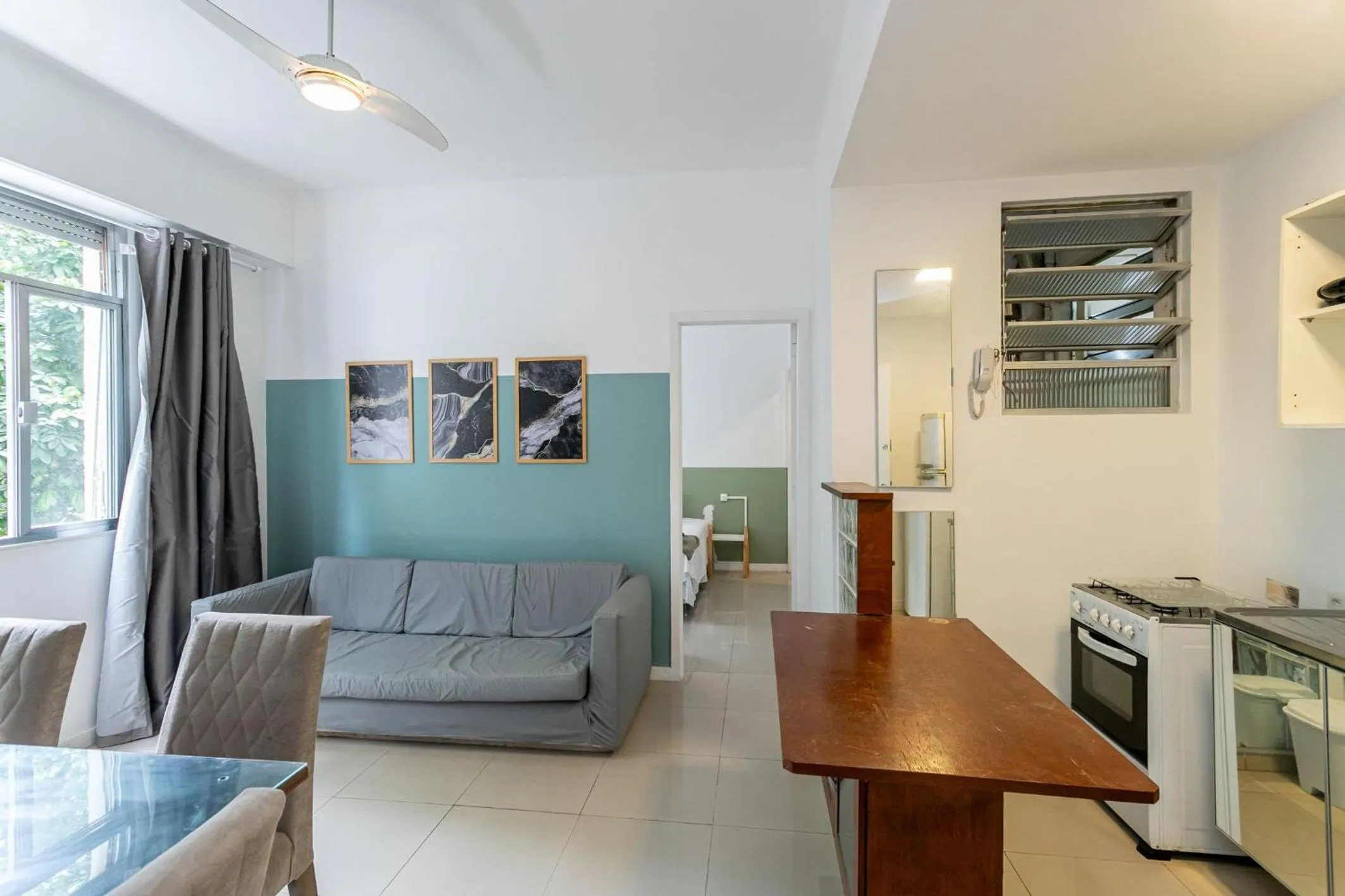 Living room in Must Leblon - pacote: 4 Hóspedes, Praia + 1 Ticket