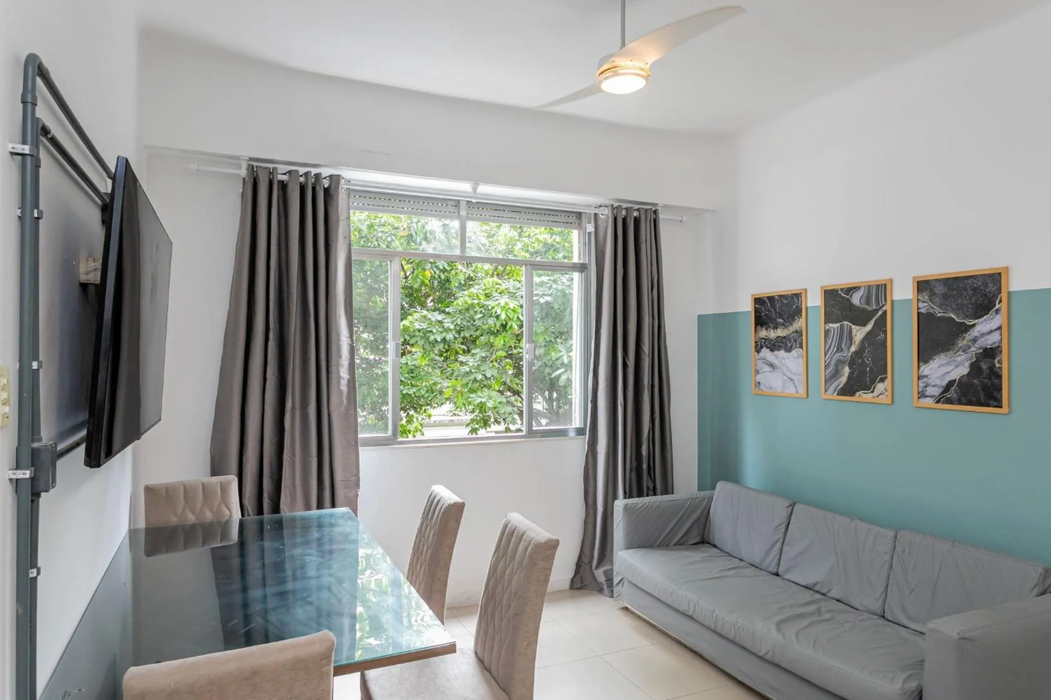 Living room in Must Leblon - pacote: 4 Hóspedes, Praia + 1 Ticket