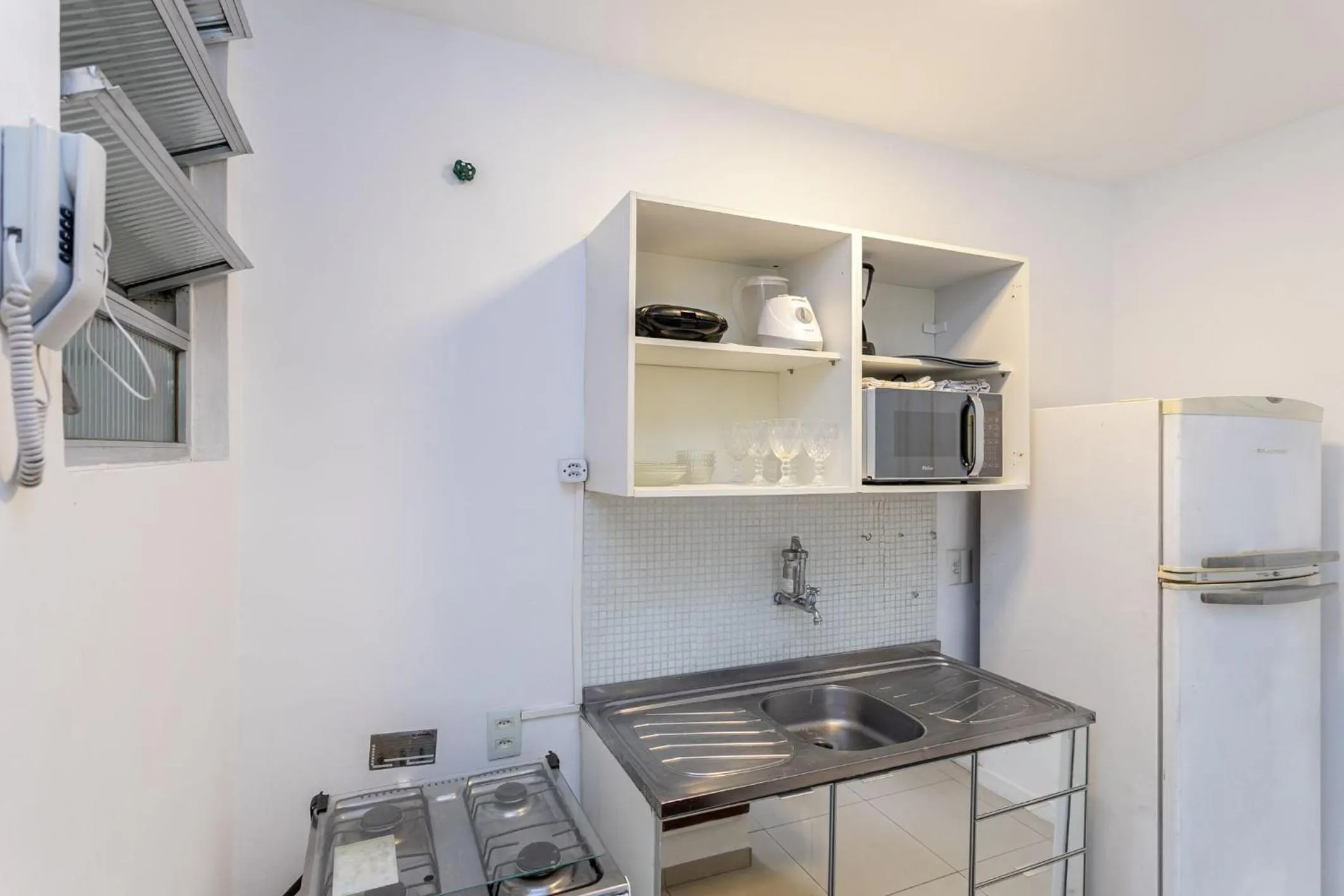 Kitchen or kitchenette in Must Leblon - pacote: 4 Hóspedes, Praia + 1 Ticket
