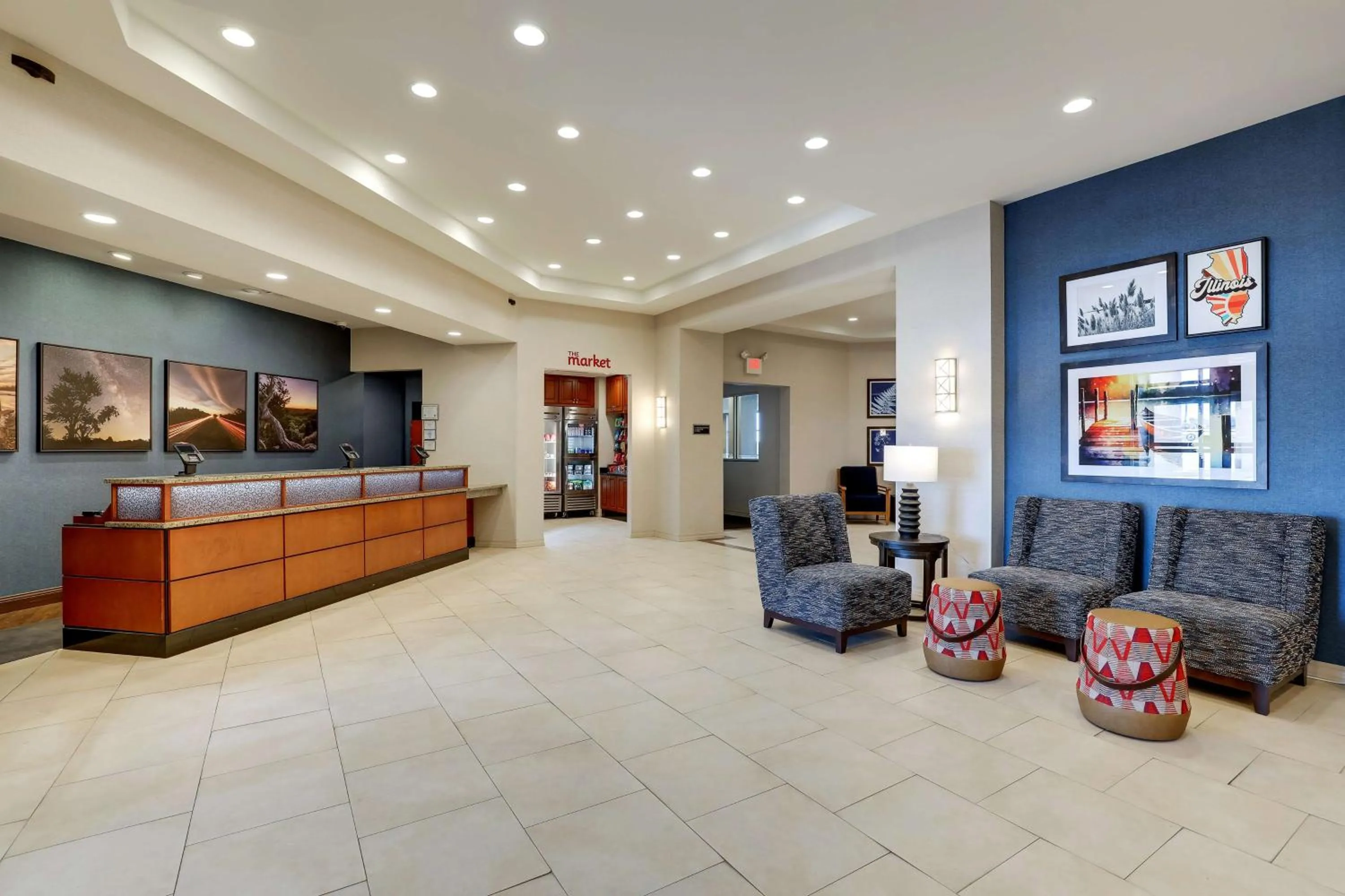 Lobby or reception in Drury Plaza Hotel Mt Vernon