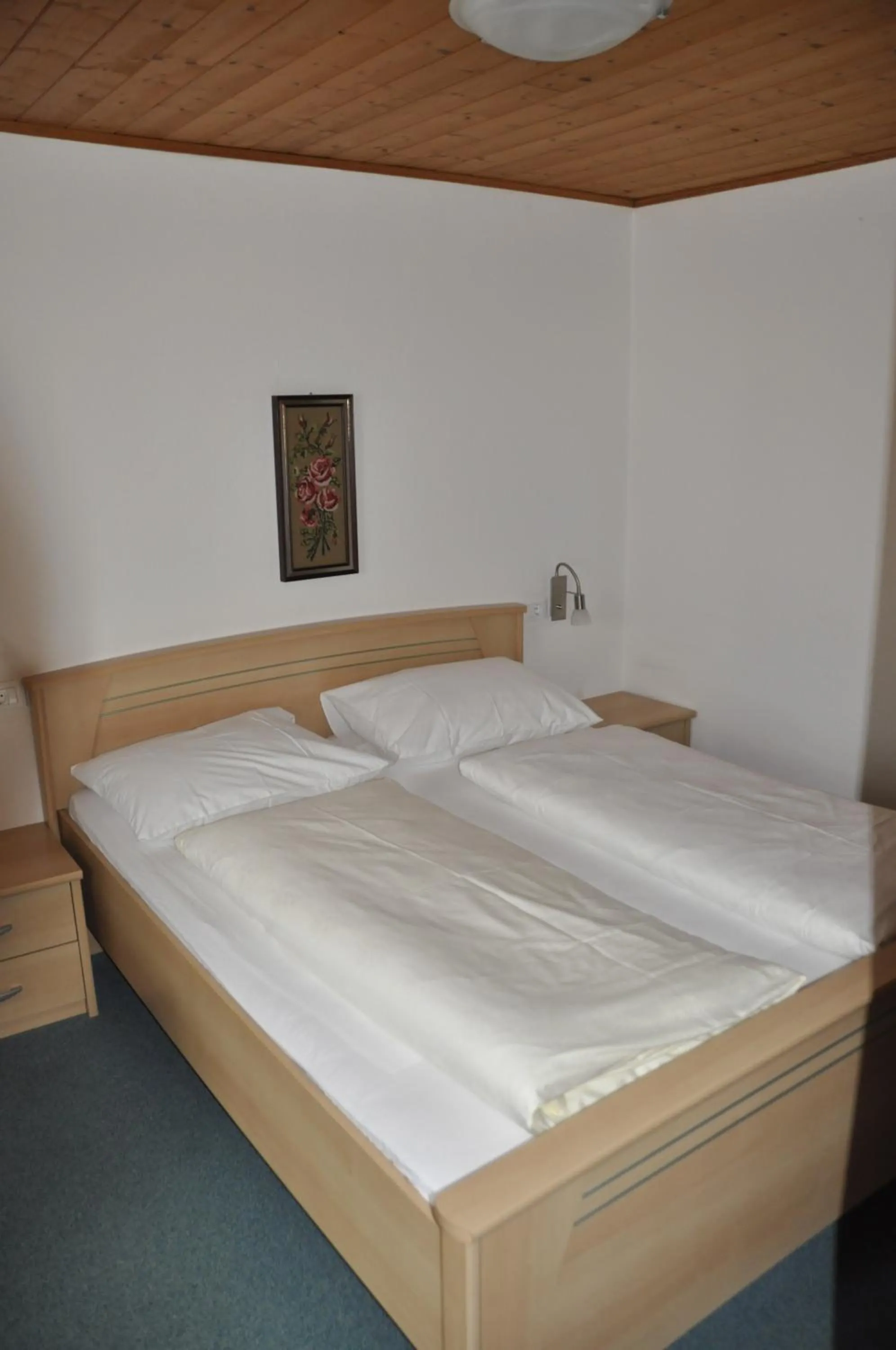 Photo of the whole room, Bed in Garni Kofler