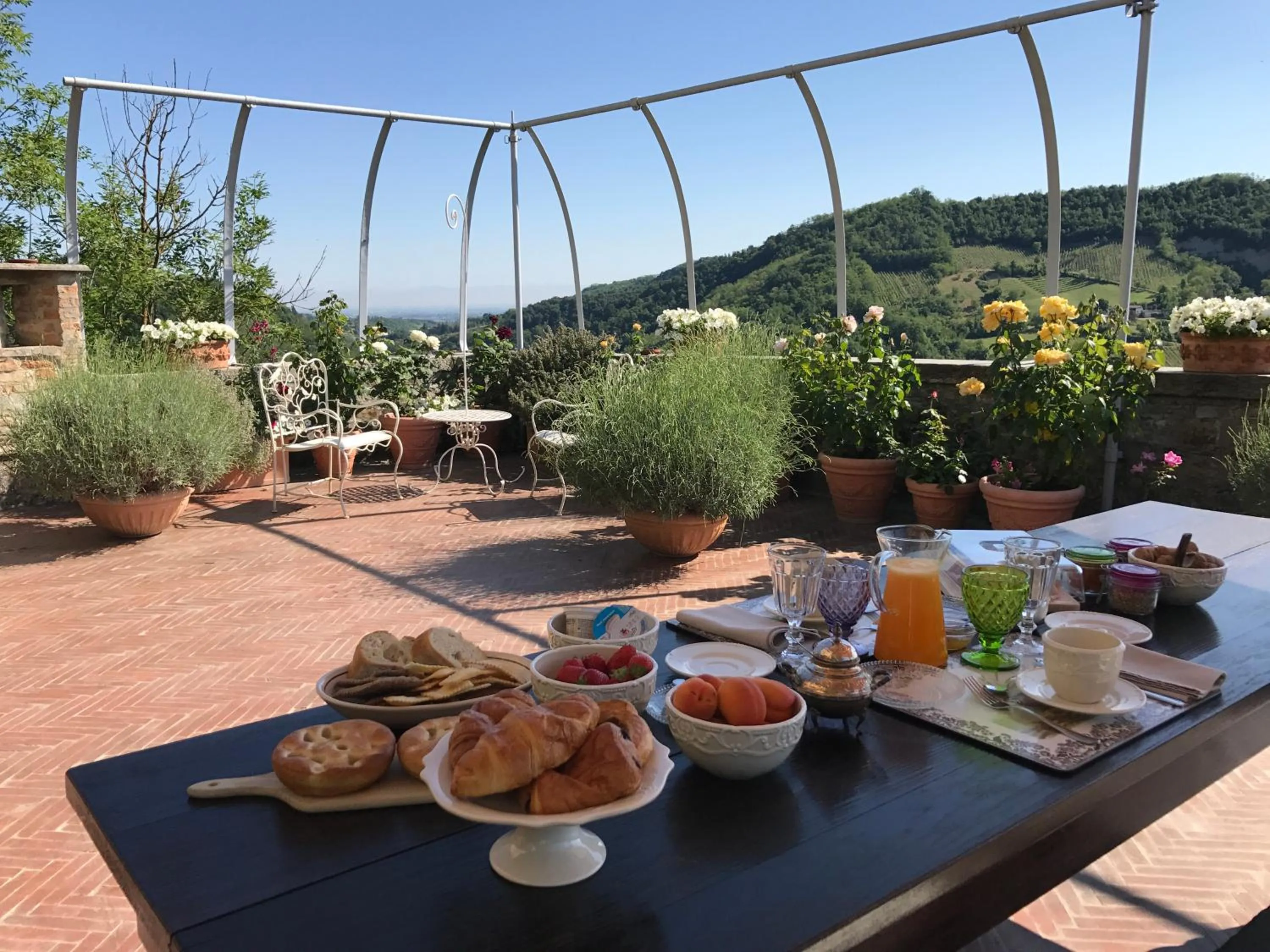 Balcony/Terrace in Torre del Barbagianni - Castello di Gropparello