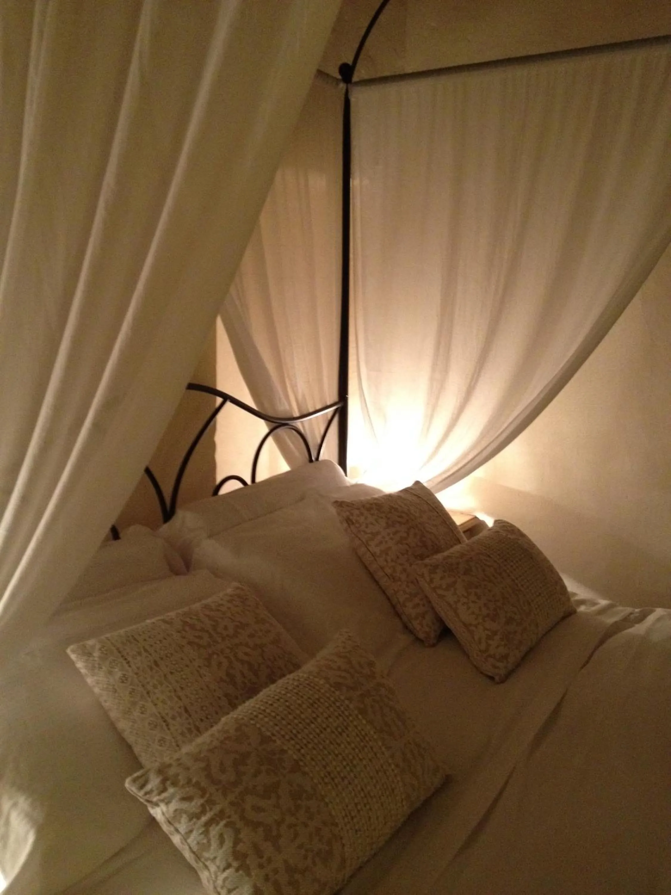 Bed in Torre del Barbagianni - Castello di Gropparello