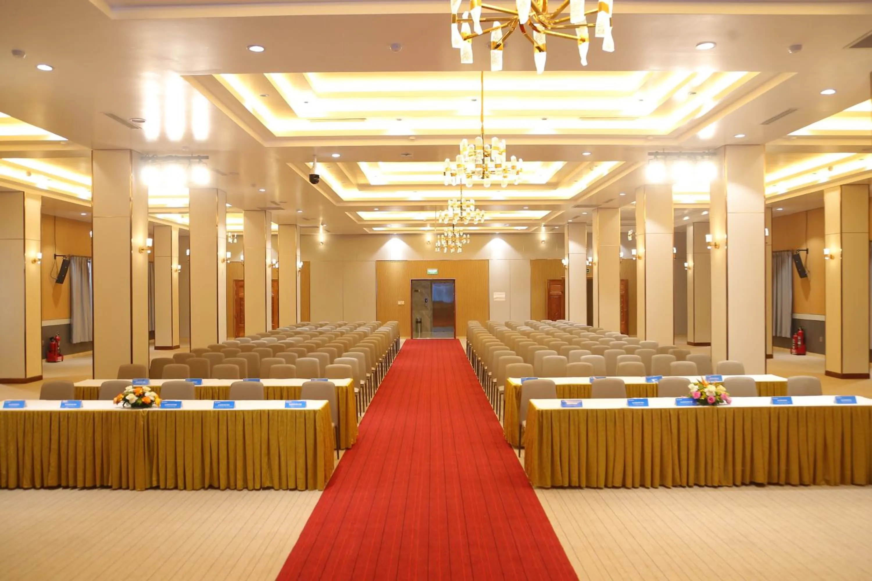 Meeting/conference room in Phú Long Tam Kỳ Hotel & Restaurant