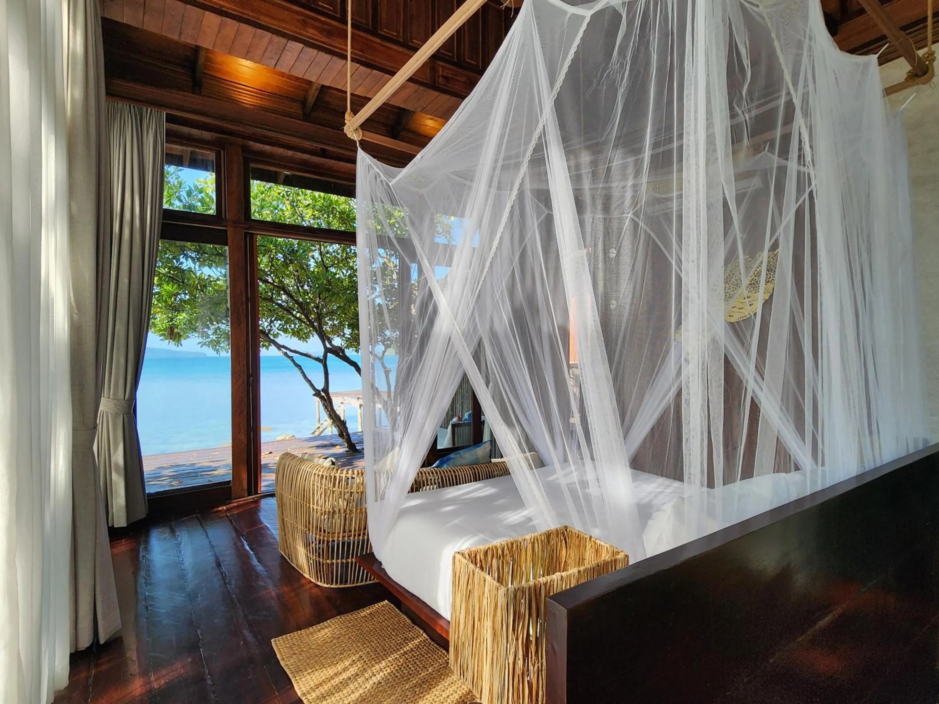 Bedroom in Full Moon Private Island