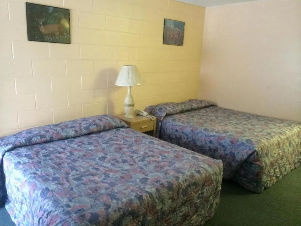 Road Runner Motel Merritt BC