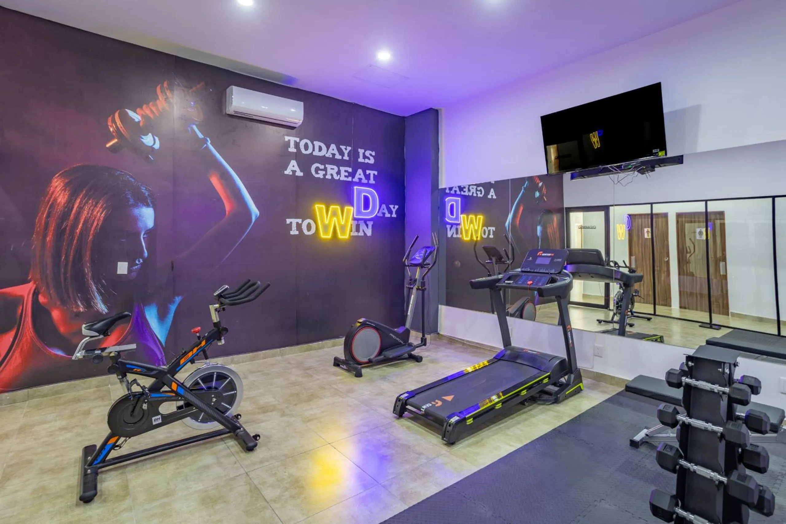 Fitness centre/facilities in WIN DAY Veracruz - Hotel Express