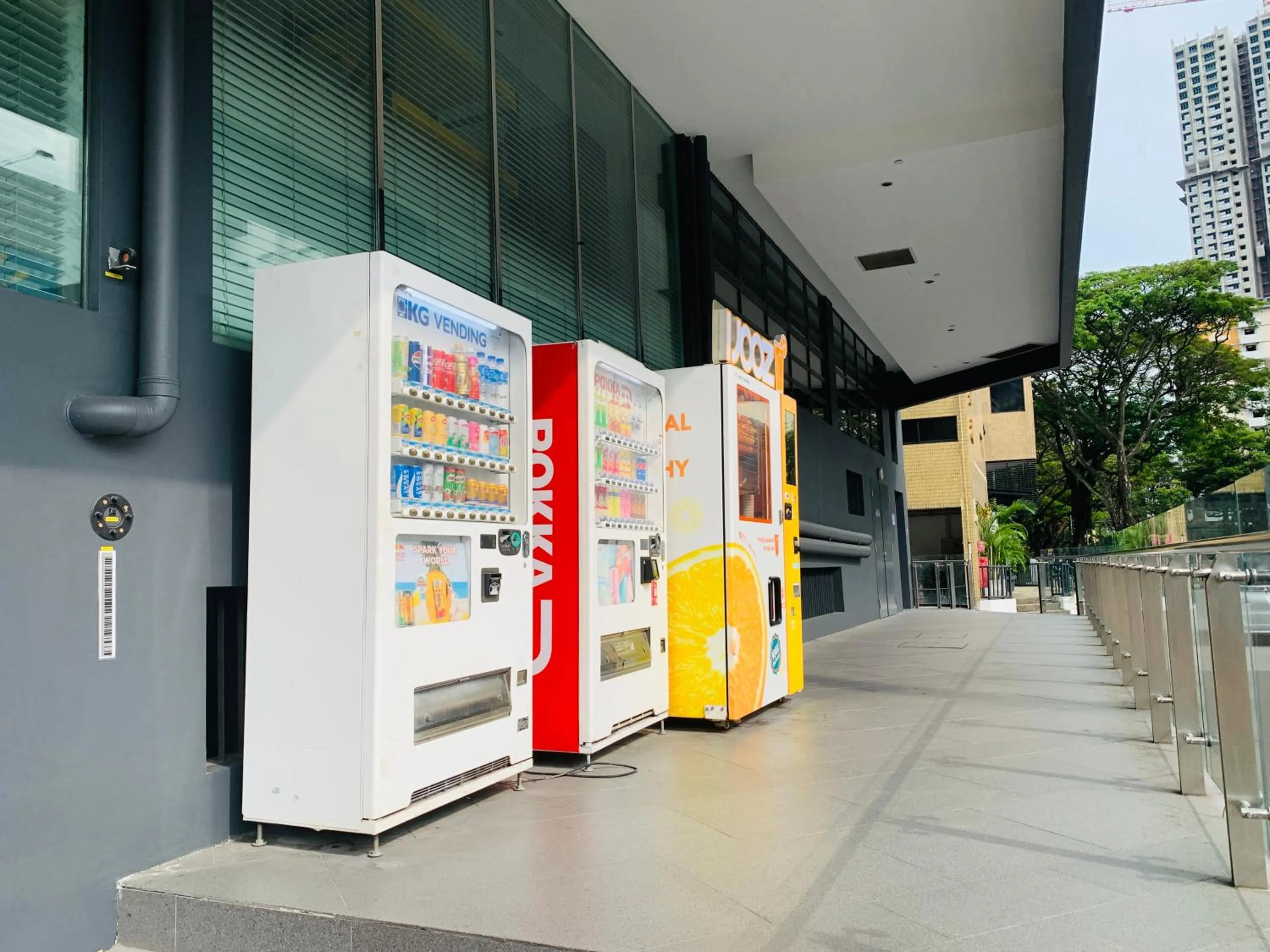 Amrise Hotel Kitchener, Check In 9PM, Check Out 8AM