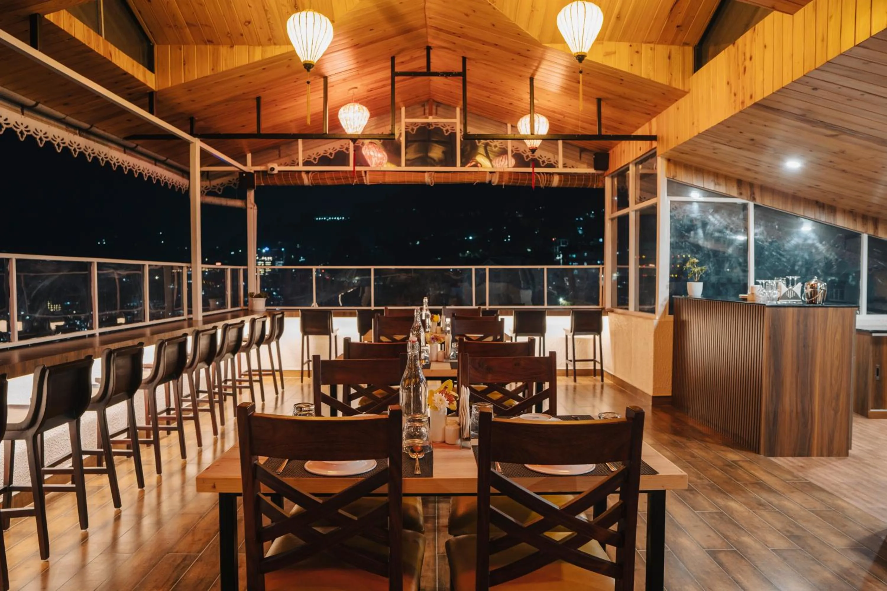 Restaurant/places to eat in Zip By Spree Hotels Gangtok