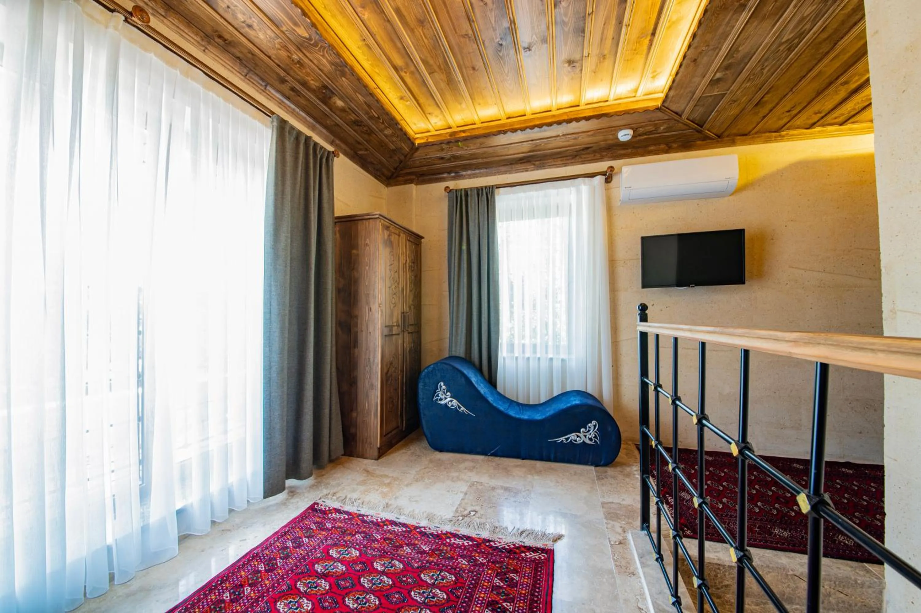 TV and multimedia, Bed in Remus Romulus Cappadocia