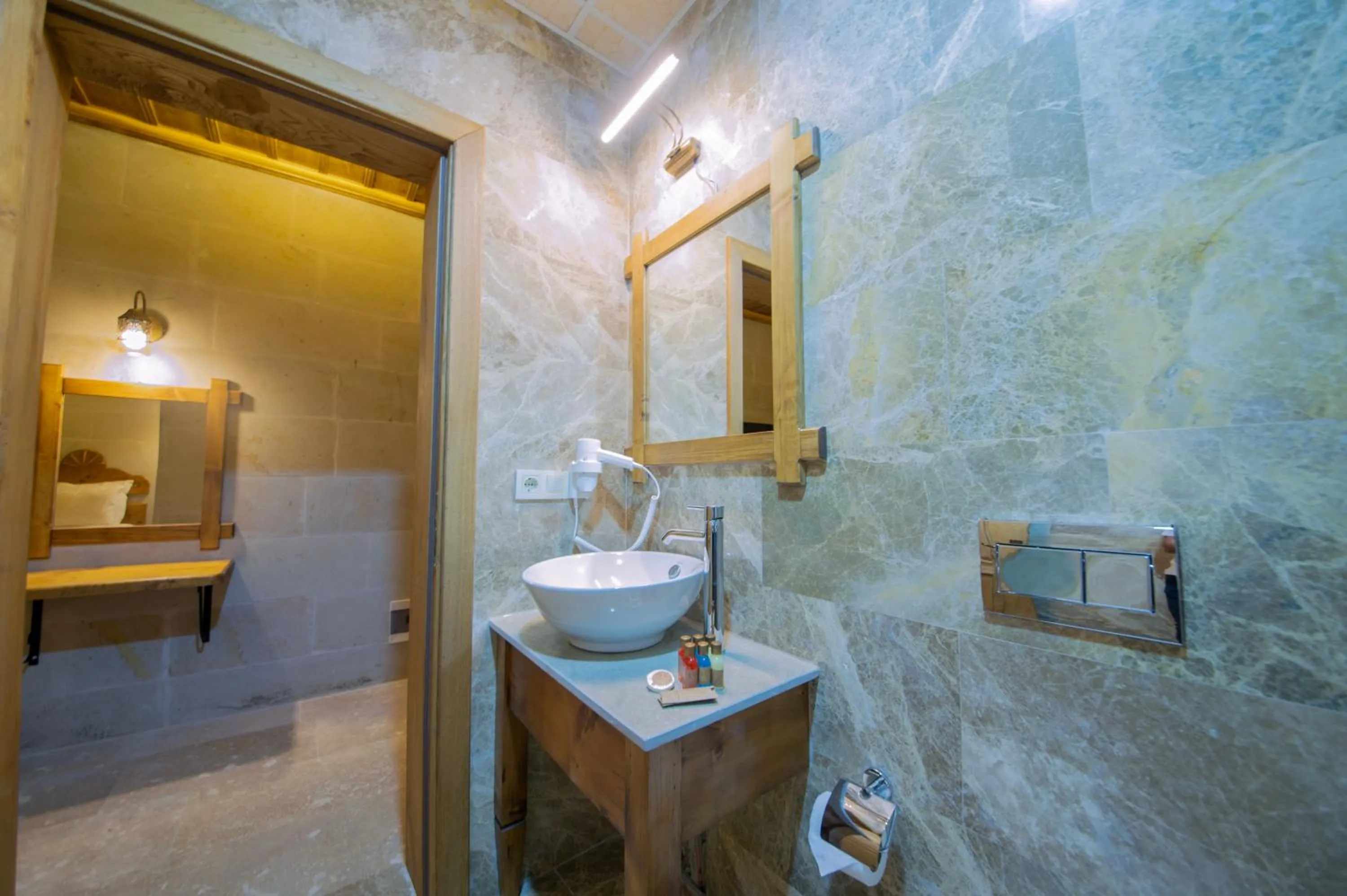 Bathroom in Remus Romulus Cappadocia