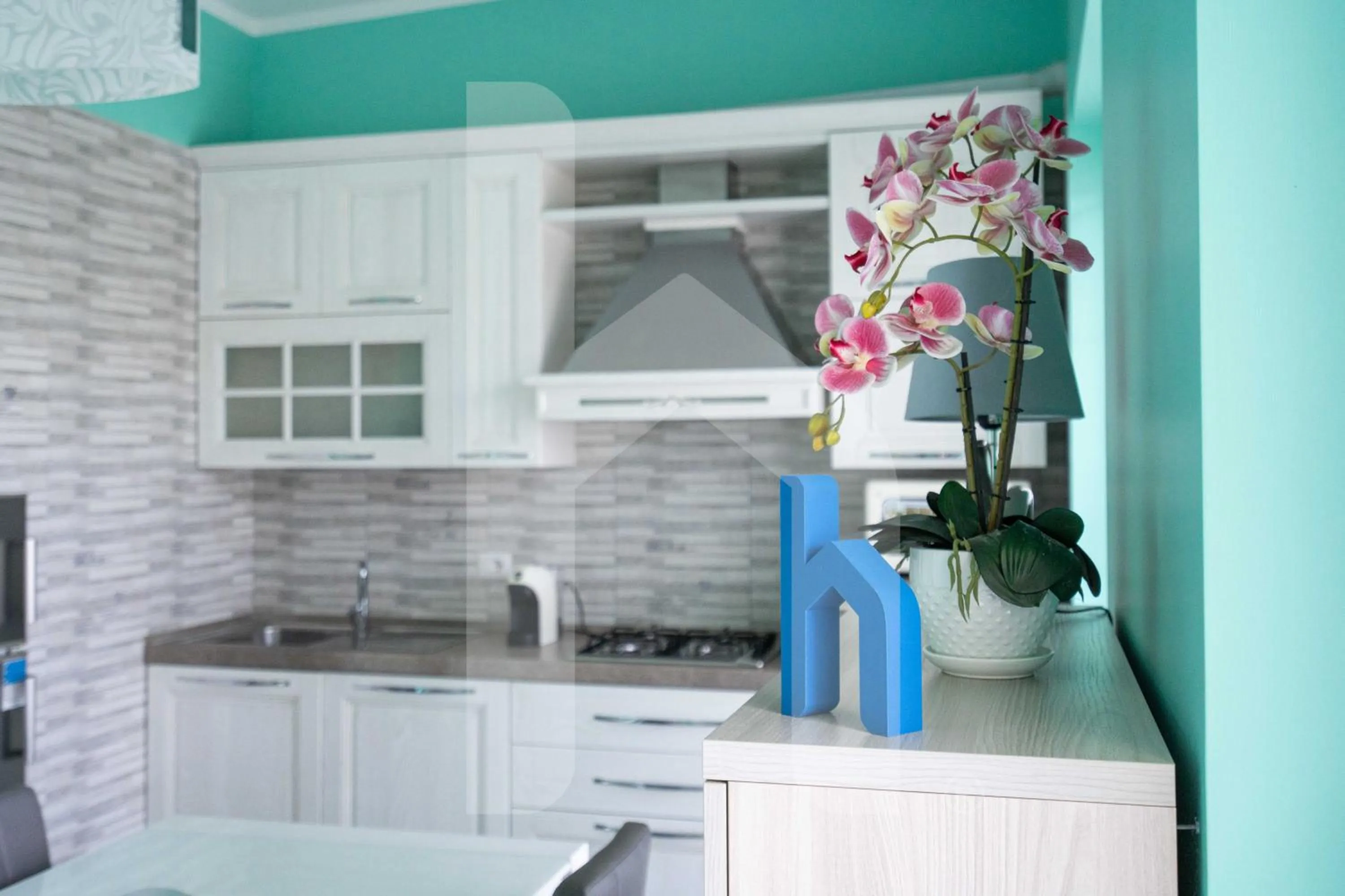 Kitchen or kitchenette in Homiday - Residence Mykonos