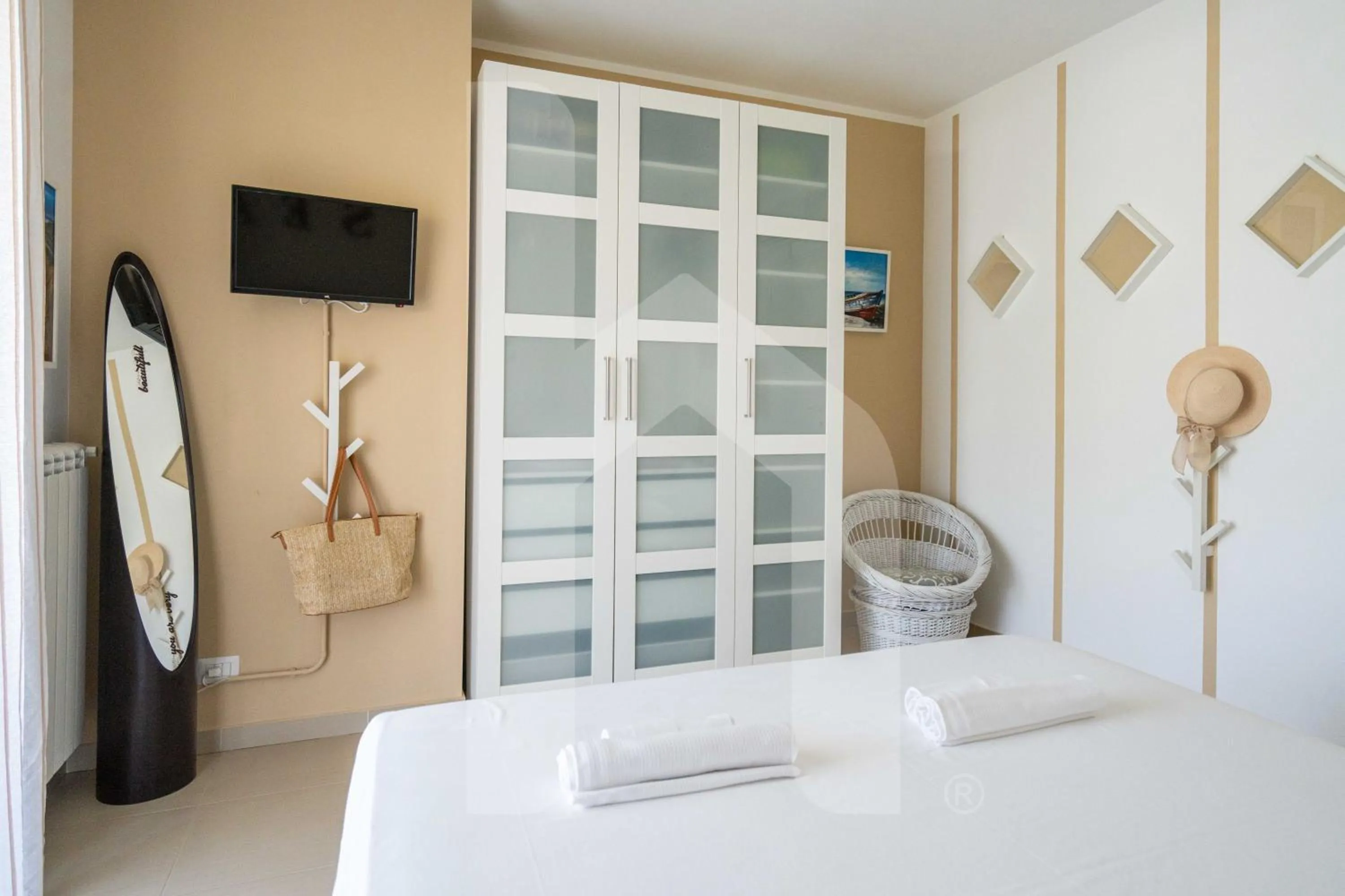 Bedroom, Bed in Homiday - Residence Mykonos