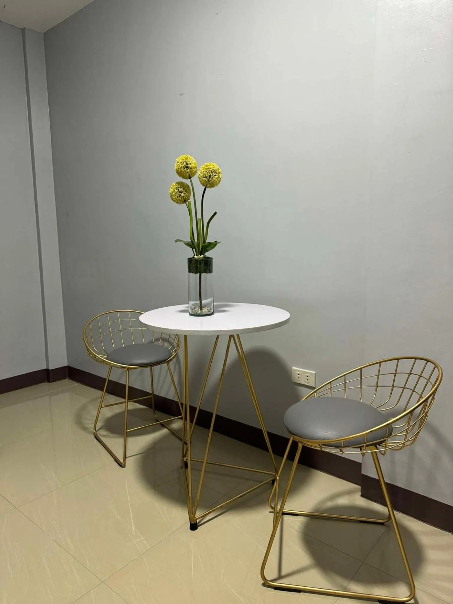 Seating area in JP Suites & Residences