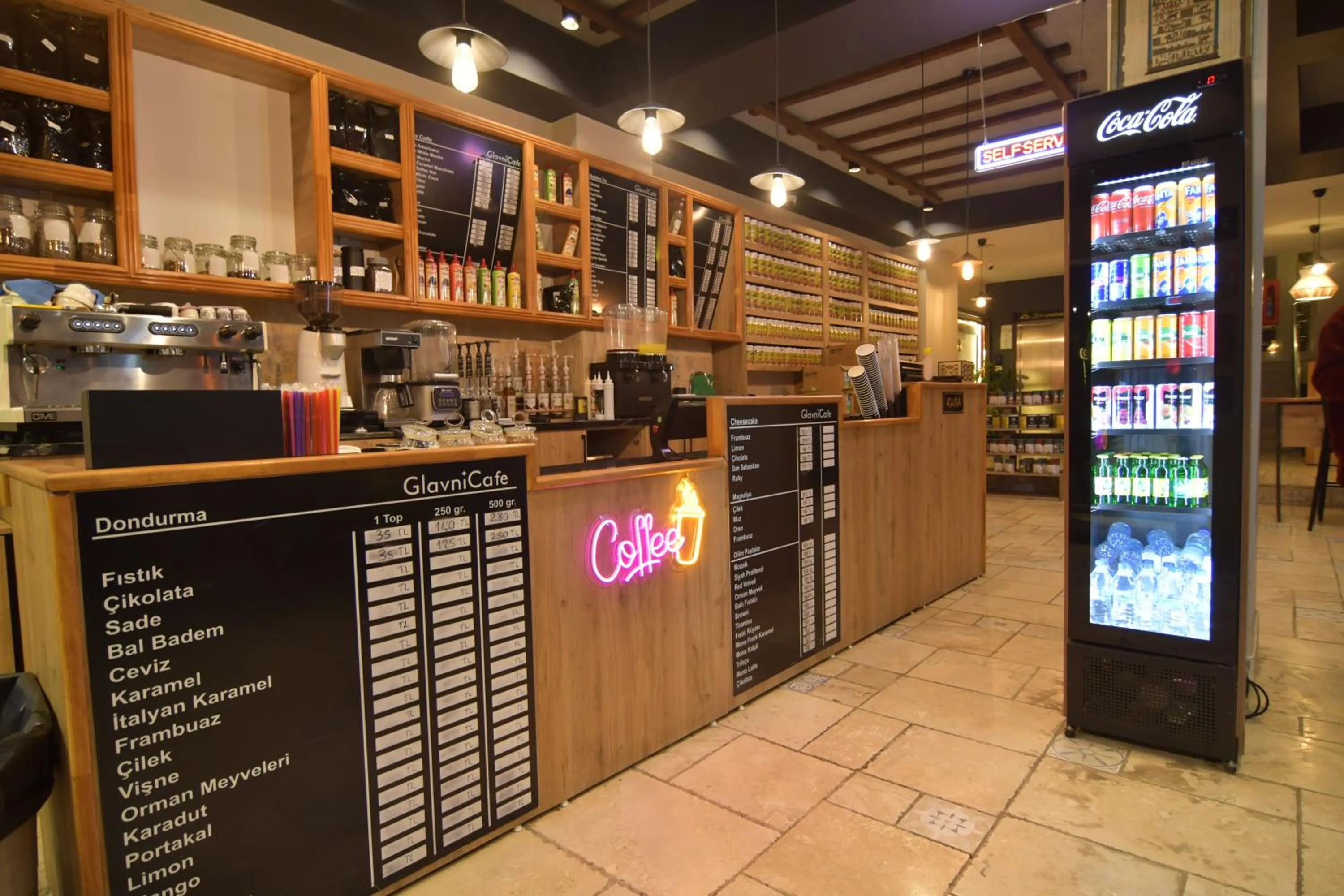 Restaurant/places to eat in SUR PALACE OTEL