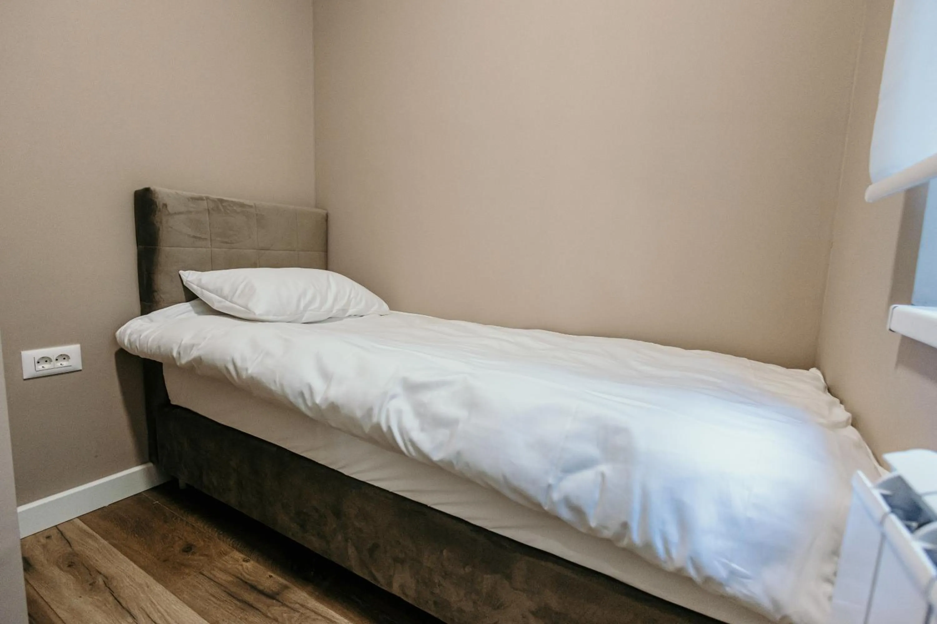 Bed in Pansion "Fawlty Towers" Sarajevo