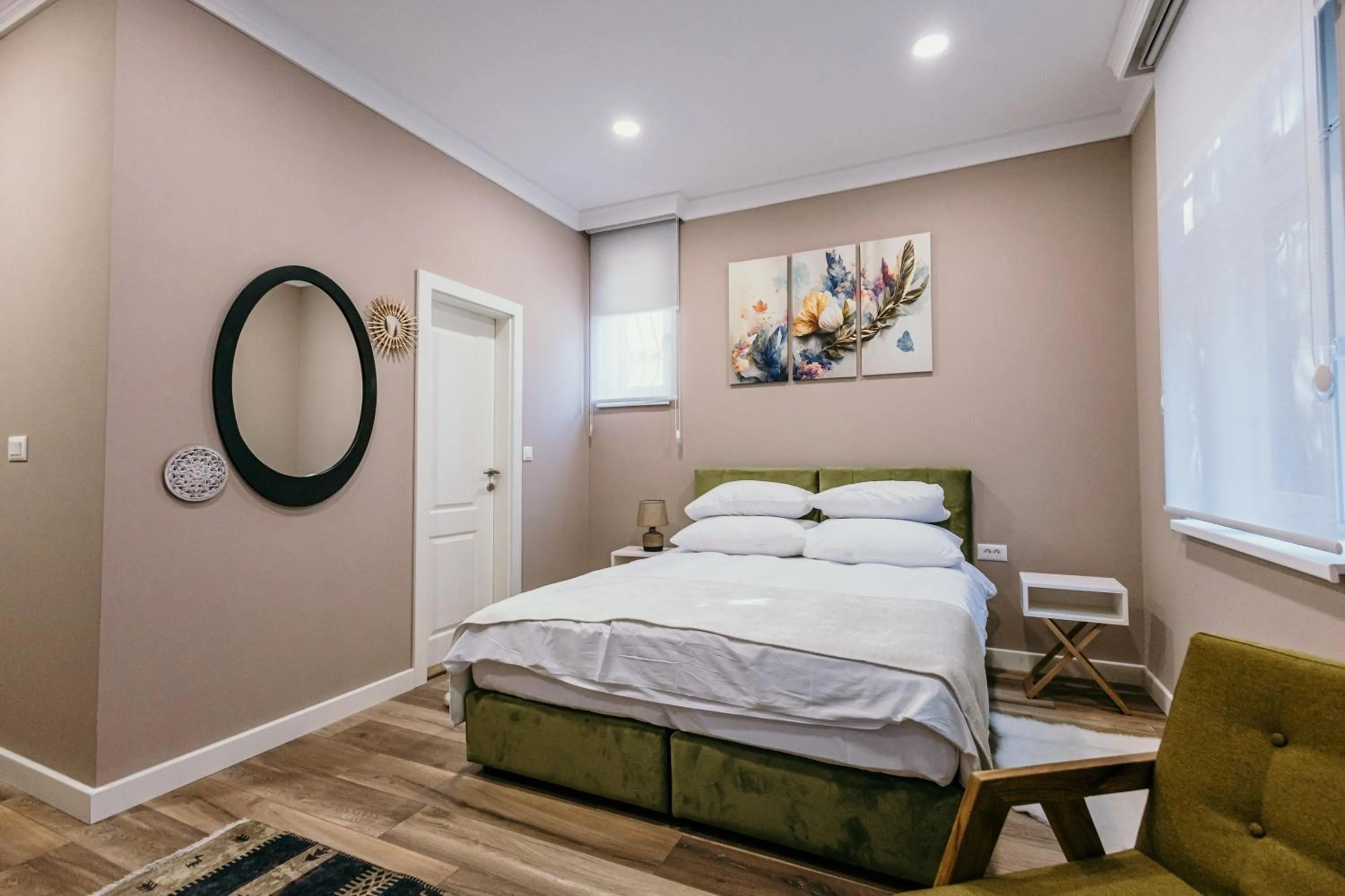 Bed in Pansion "Fawlty Towers" Sarajevo