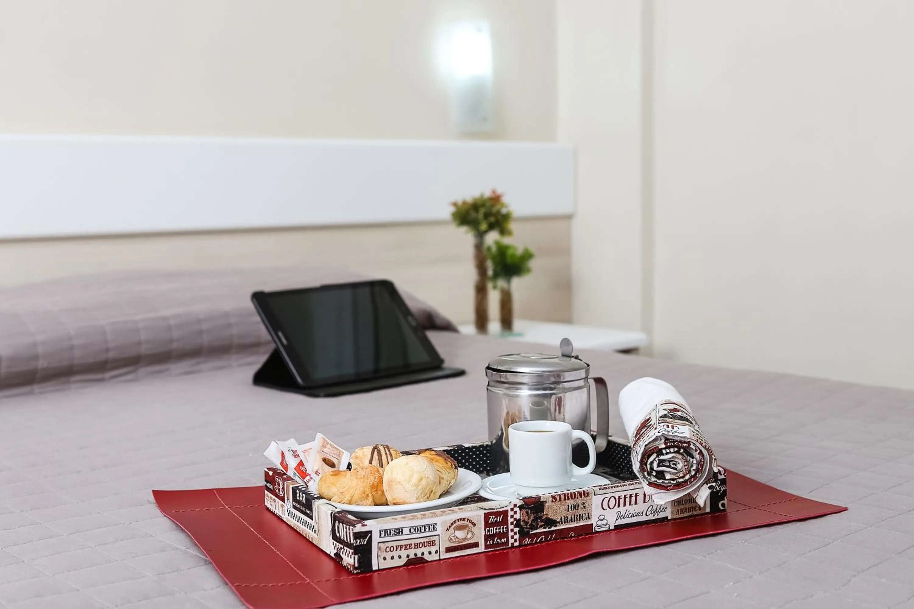 Breakfast, Bed in Hotel Express Rodoviária