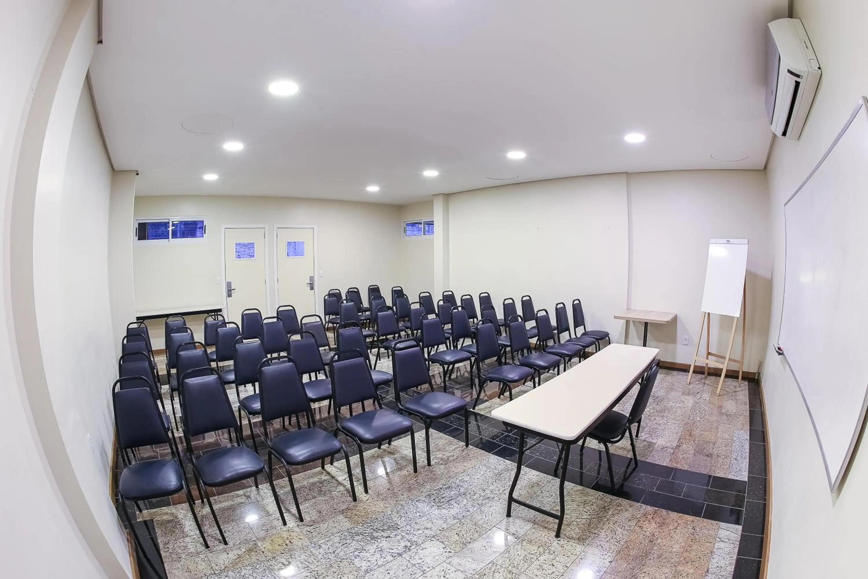 Business facilities in Hotel Express Rodoviária