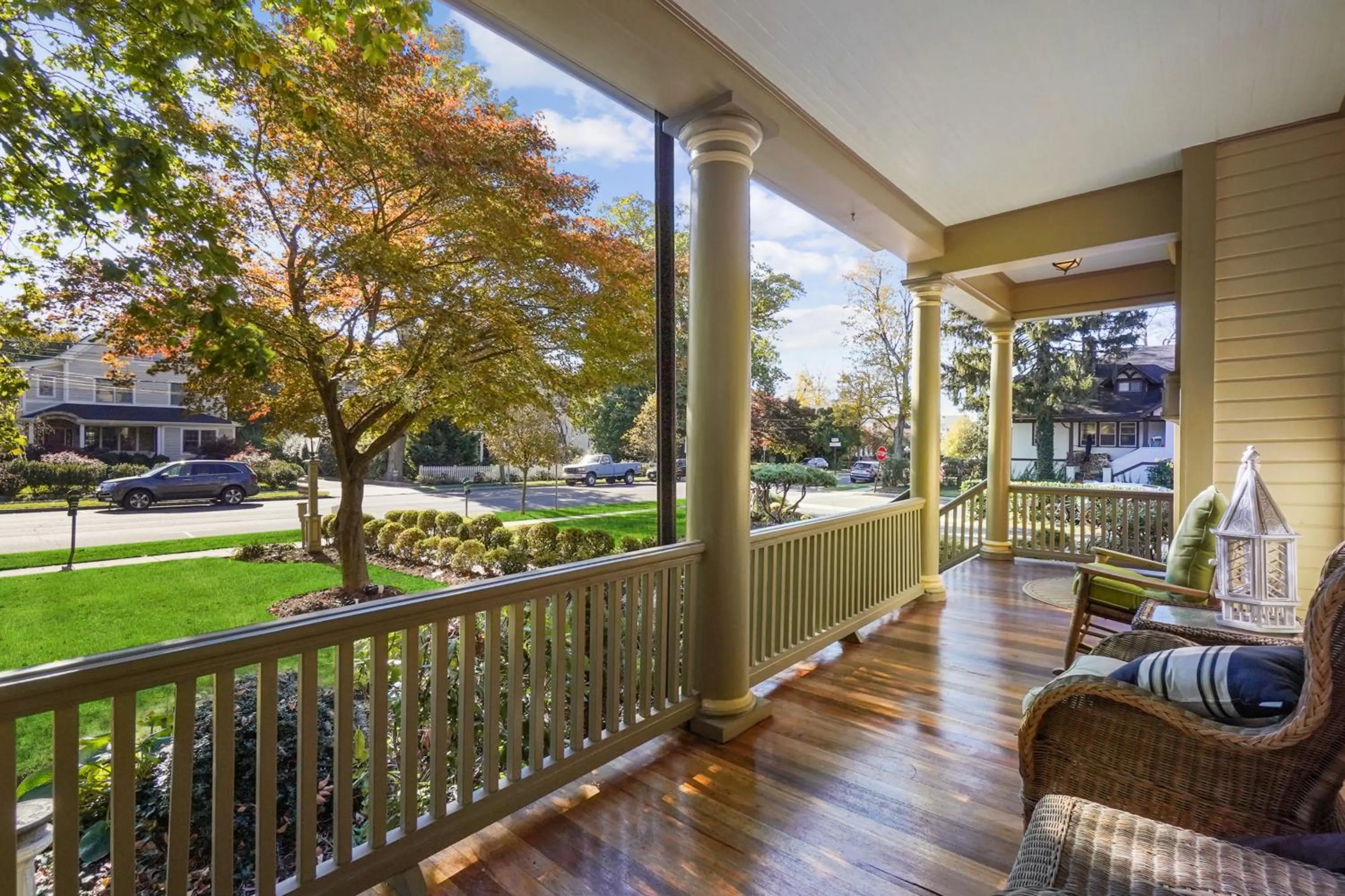 Balcony/Terrace in DeBary Inn