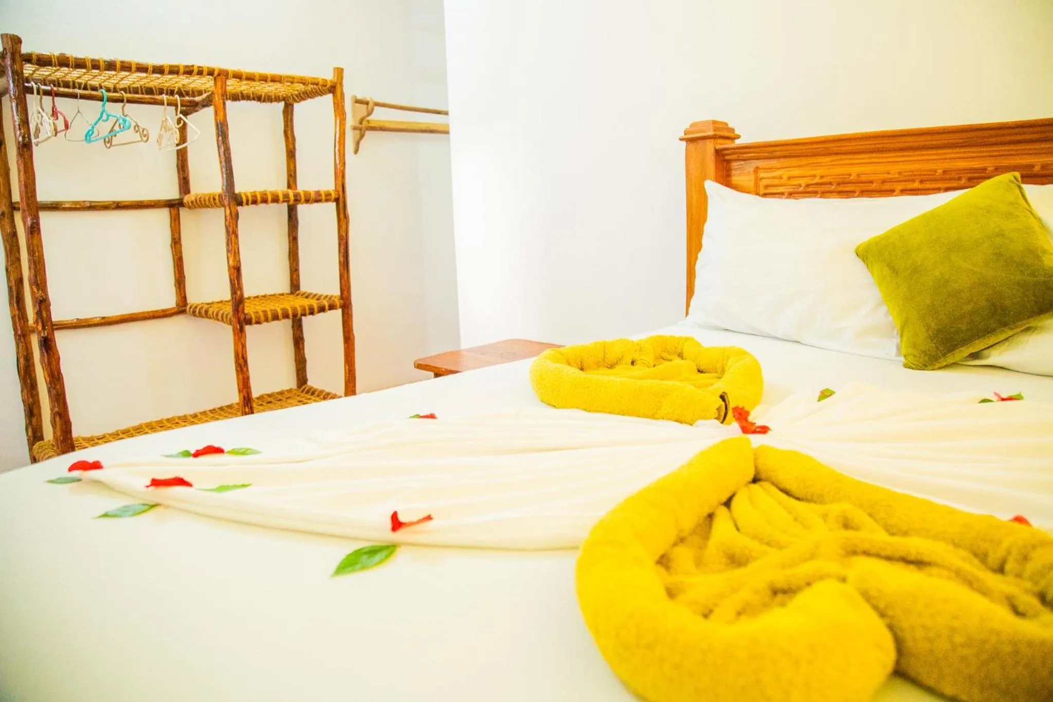 Bed in Pamoja Beach Stays Hotel in Jambiani
